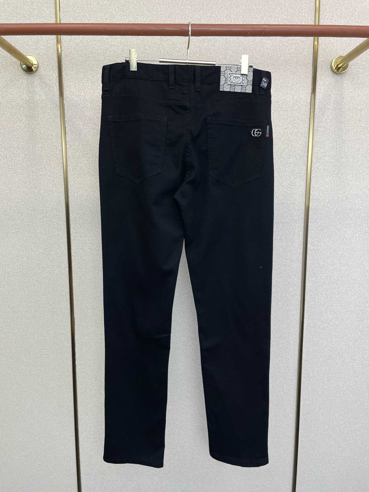 。Gucci古驰💥砸锅卖铁都要上的新款新款休闲牛仔裤👖高端版本 专柜定制面料 透气舒适度高，细节无可挑剔