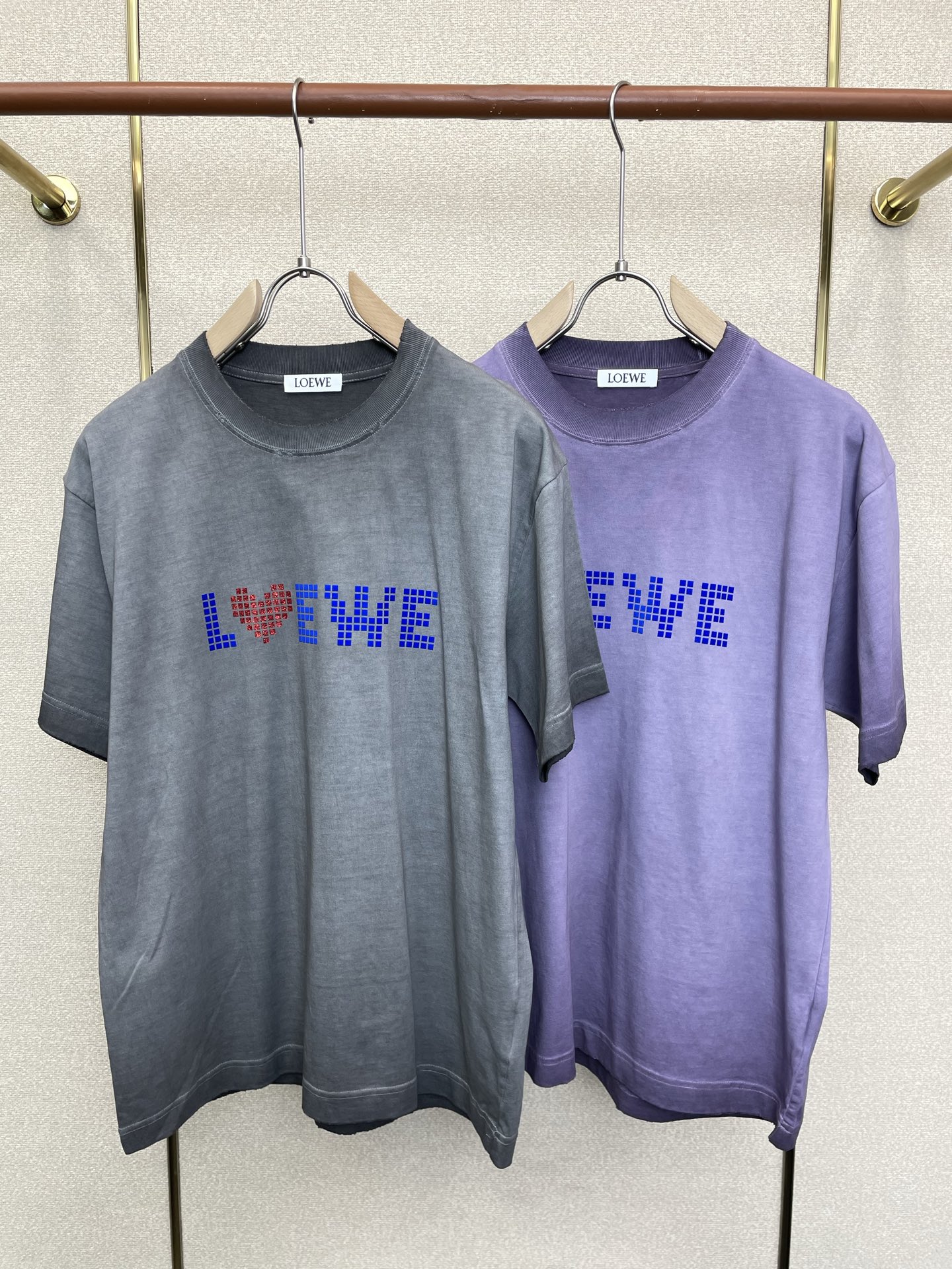 。LOEWE罗意威💥砸锅卖铁都要上的新款新款原单男士休闲短袖 高端定制 高端版本 时尚百搭爆款⚠️⚠️✨