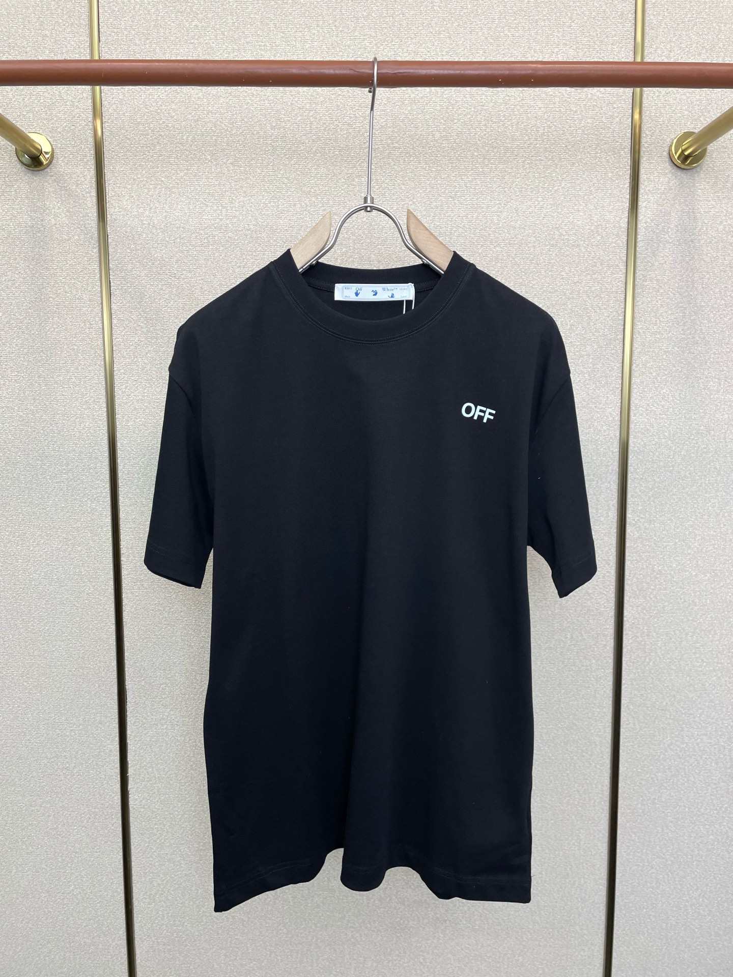 。OFF-WHITE💥砸锅卖铁都要上的新款新款原单男士休闲短袖 高端定制 高端版本 时尚百搭爆款⚠️⚠️