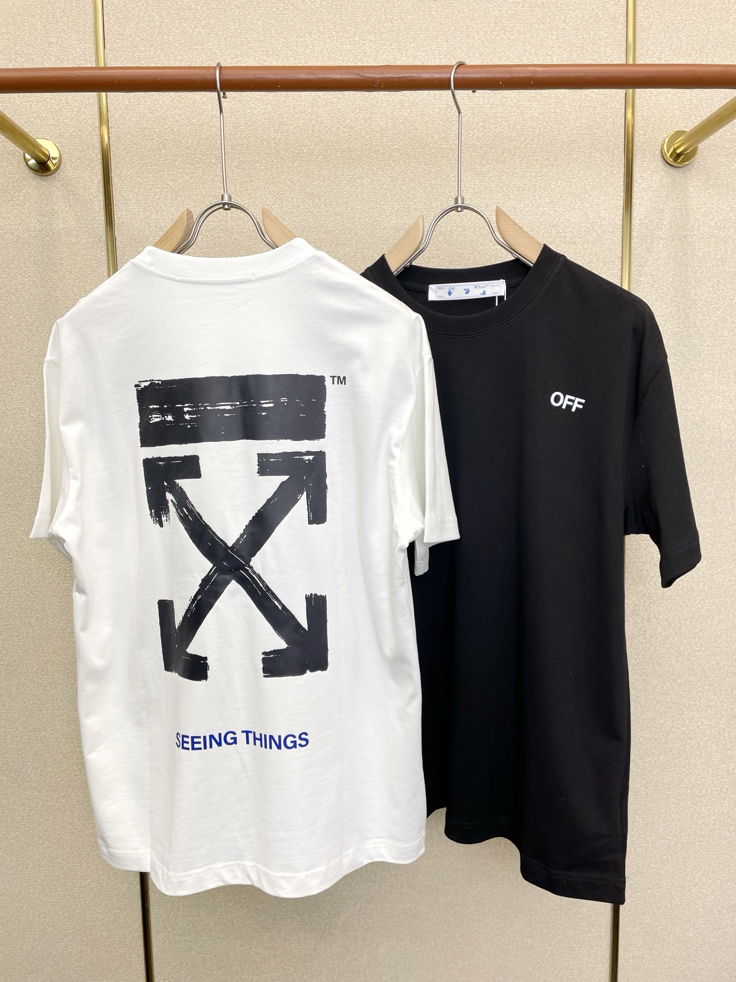 。OFF-WHITE💥砸锅卖铁都要上的新款新款原单男士休闲短袖 高端定制 高端版本 时尚百搭爆款⚠️⚠️