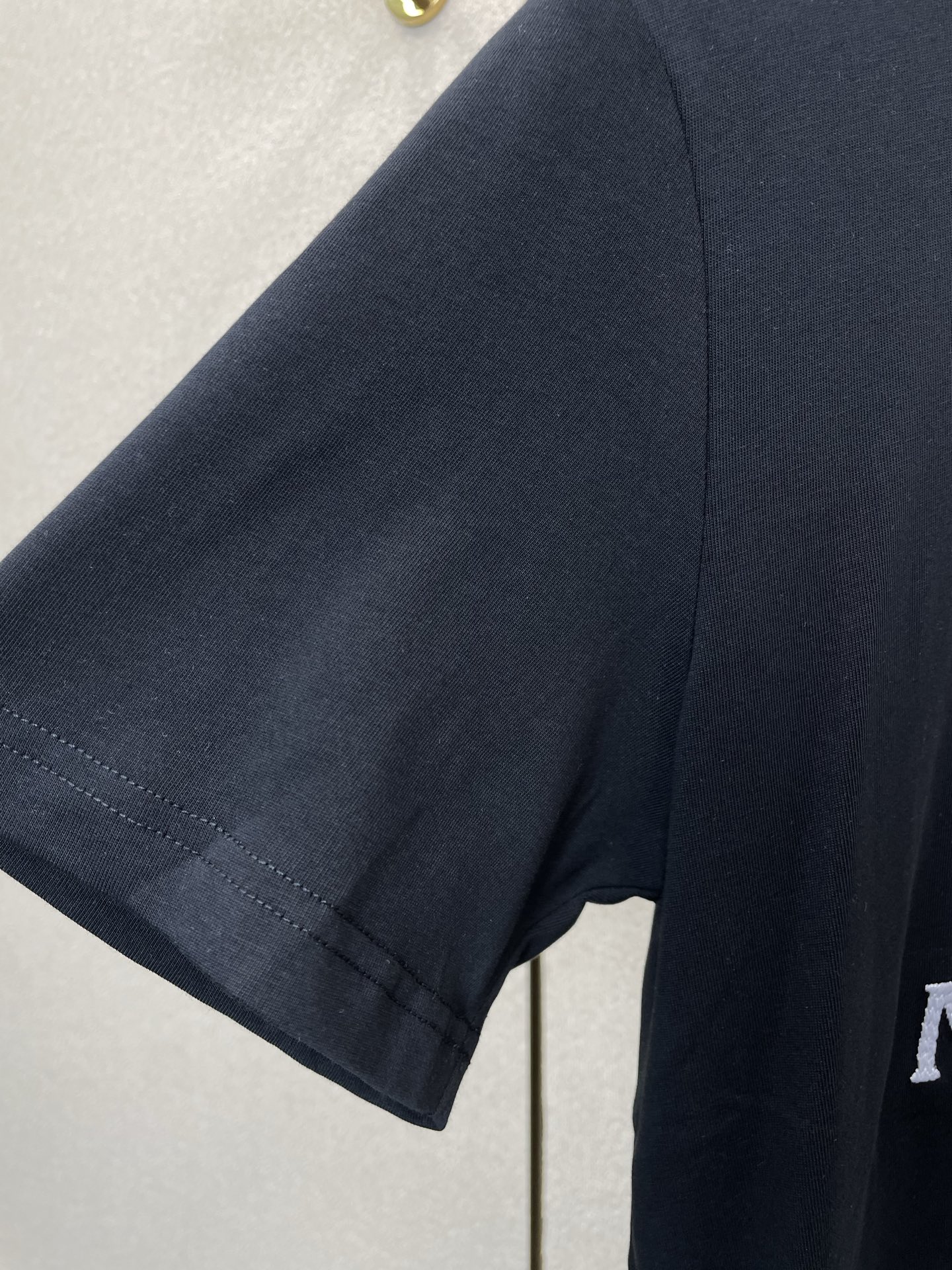 。Moncler蒙口💥砸锅卖铁都要上的新款新款原单男士休闲短袖 高端定制 高版本 时尚百搭爆款⚠️⚠️✨