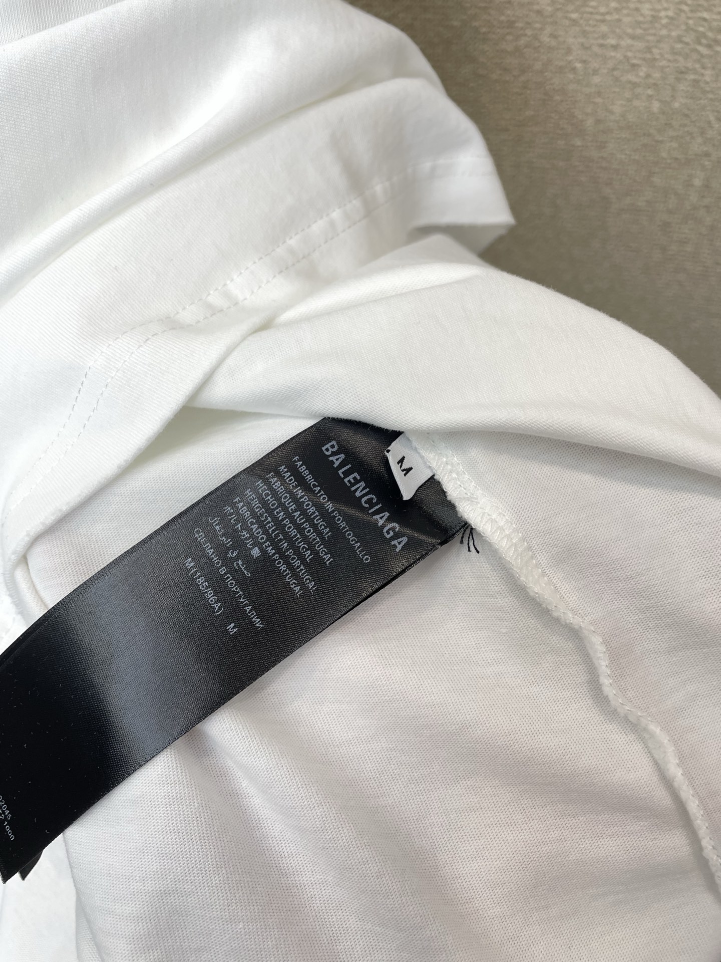 。Balenciaga巴黎世家💥砸锅卖铁都要上的新款新款原单男士休闲短袖 高端定制 高端版本 时尚百搭爆