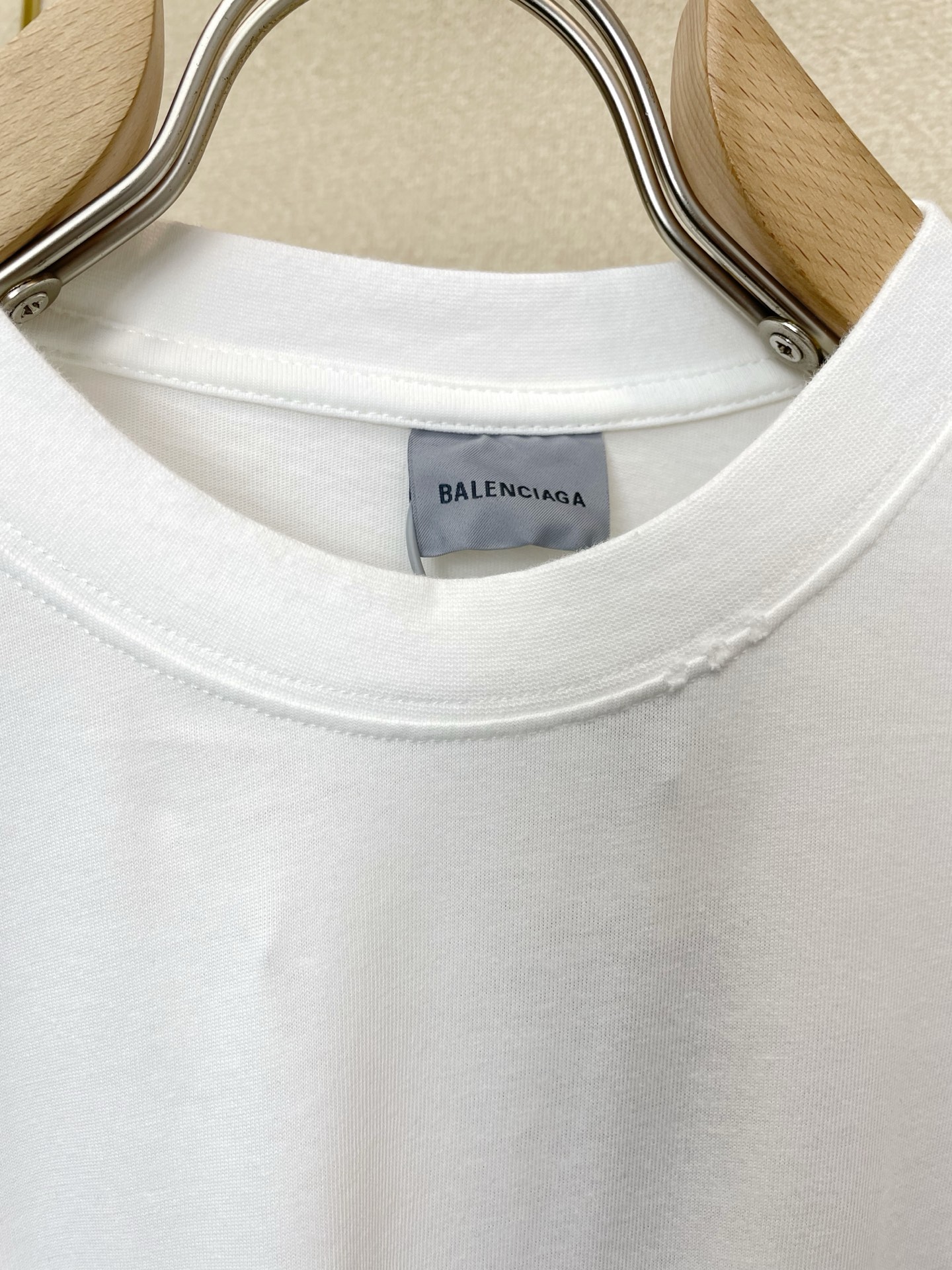 。Balenciaga巴黎世家💥砸锅卖铁都要上的新款新款原单男士休闲短袖 高端定制 高端版本 时尚百搭爆