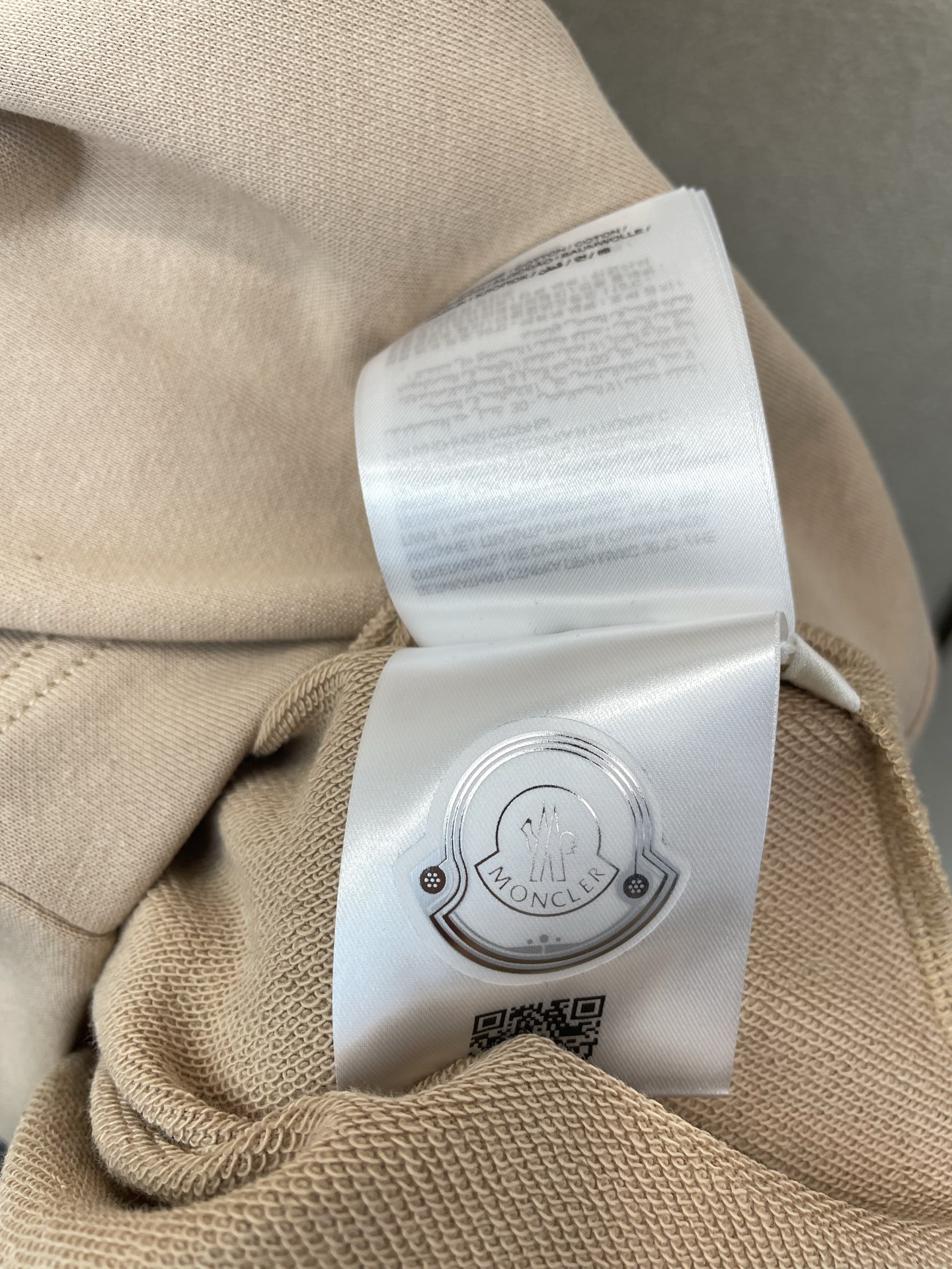 。Moncler蒙口💥砸锅卖铁都要上的新款新款原单男士休闲短袖 高端定制 高端版本 时尚百搭爆款⚠️⚠️