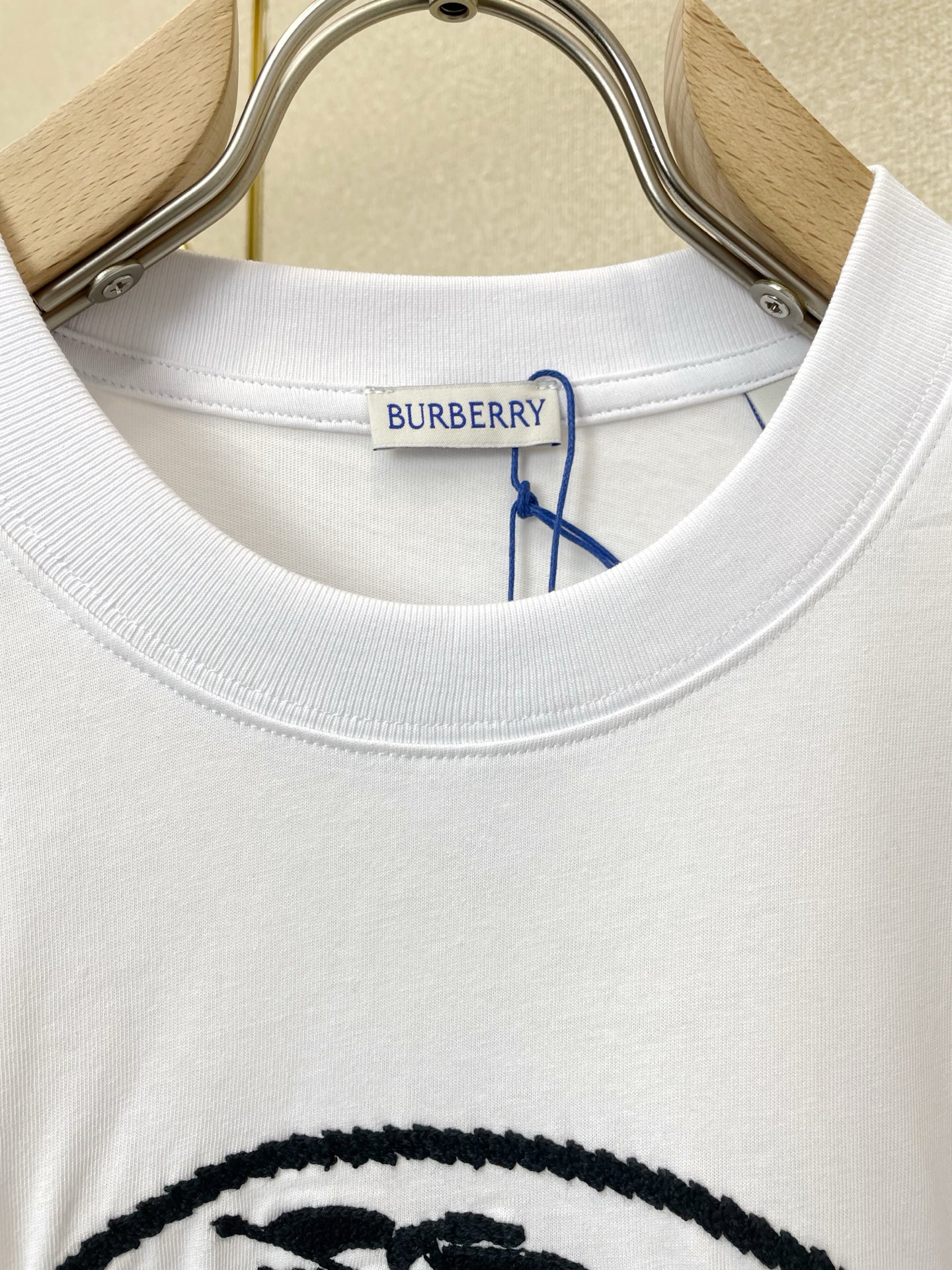 。Burberry巴宝莉💥砸锅卖铁都要上的新款新款原单男士休闲短袖 高端定制 高端版本 时尚百搭爆款⚠️