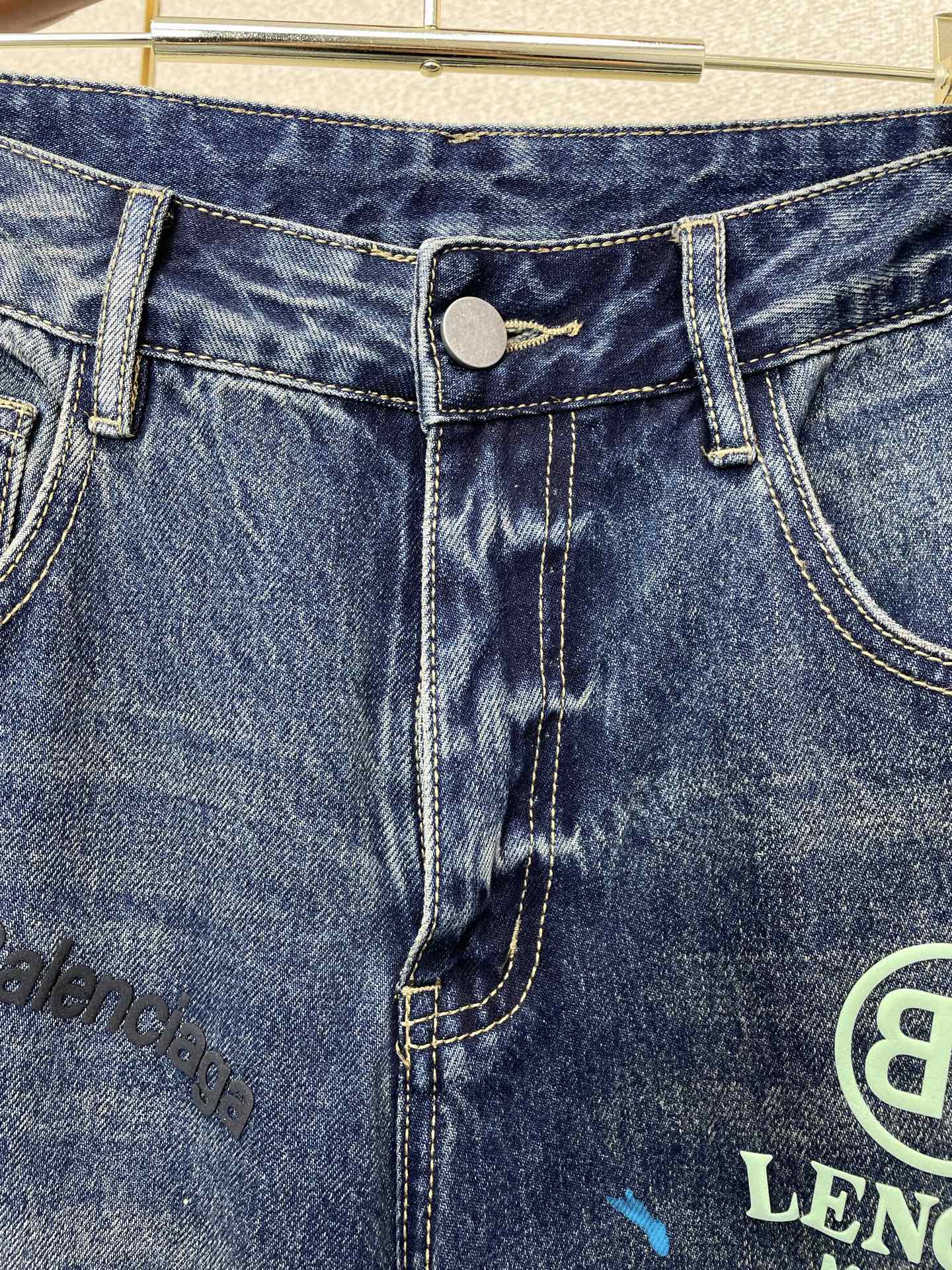 。Balenciaga巴黎世家💥砸锅卖铁都要上的新款新款 休闲牛仔裤👖高端版本！专柜定制面料 透气舒适度