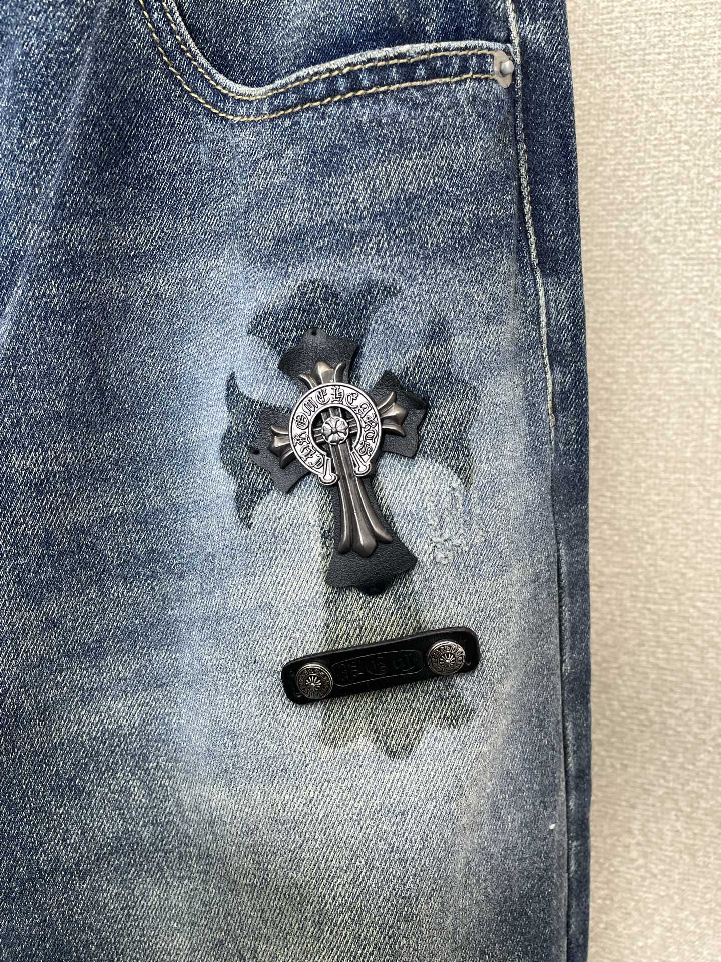 。Chrome hearts克罗心💥砸锅卖铁都要上的新款新款 休闲牛仔裤👖高端版本！专柜定制面料 透气舒