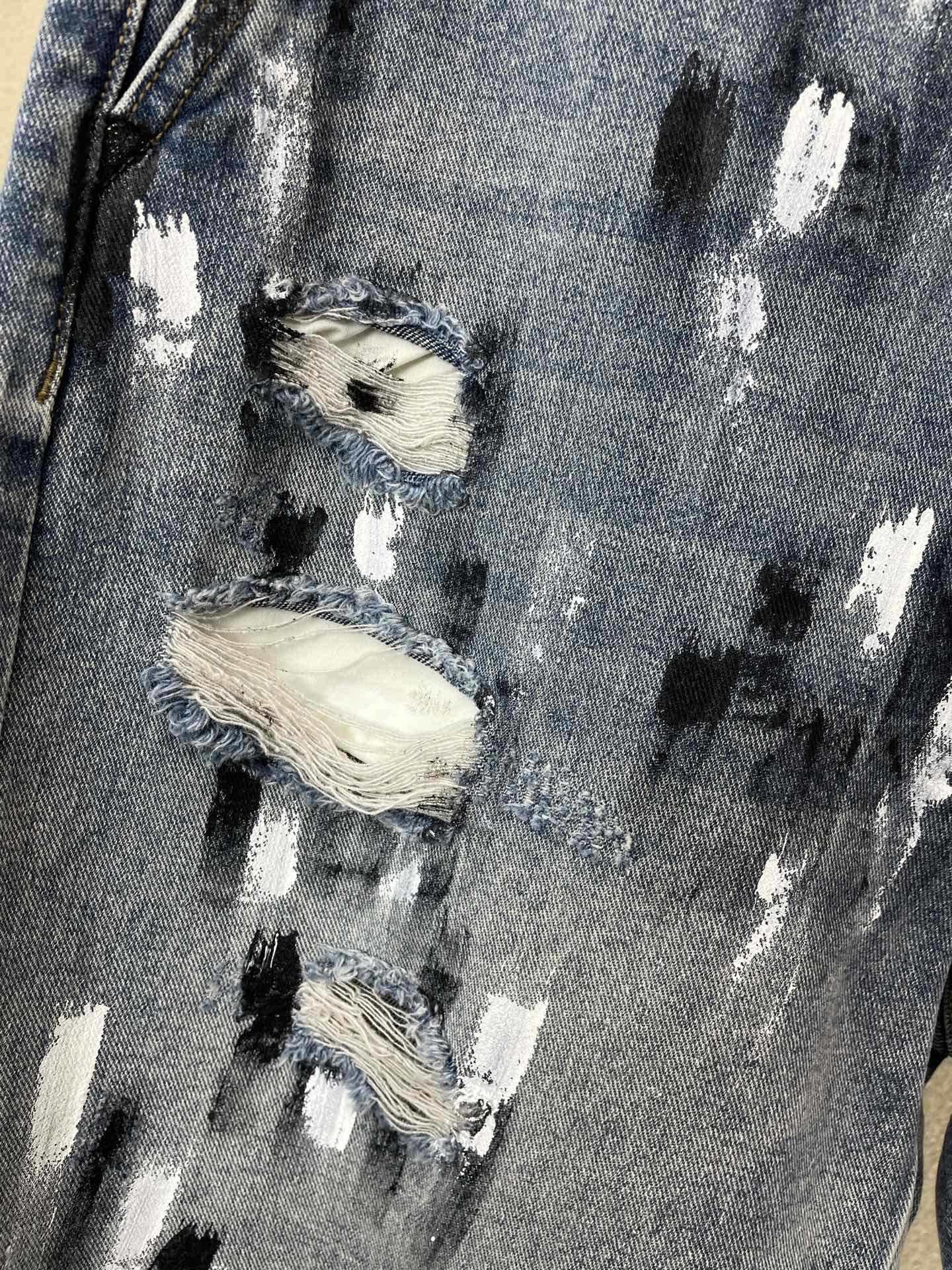 。Dolce&Gabbana杜嘉班纳💥砸锅卖铁都要上的新款新款 休闲牛仔短裤 高端版本！专柜定制面料 透