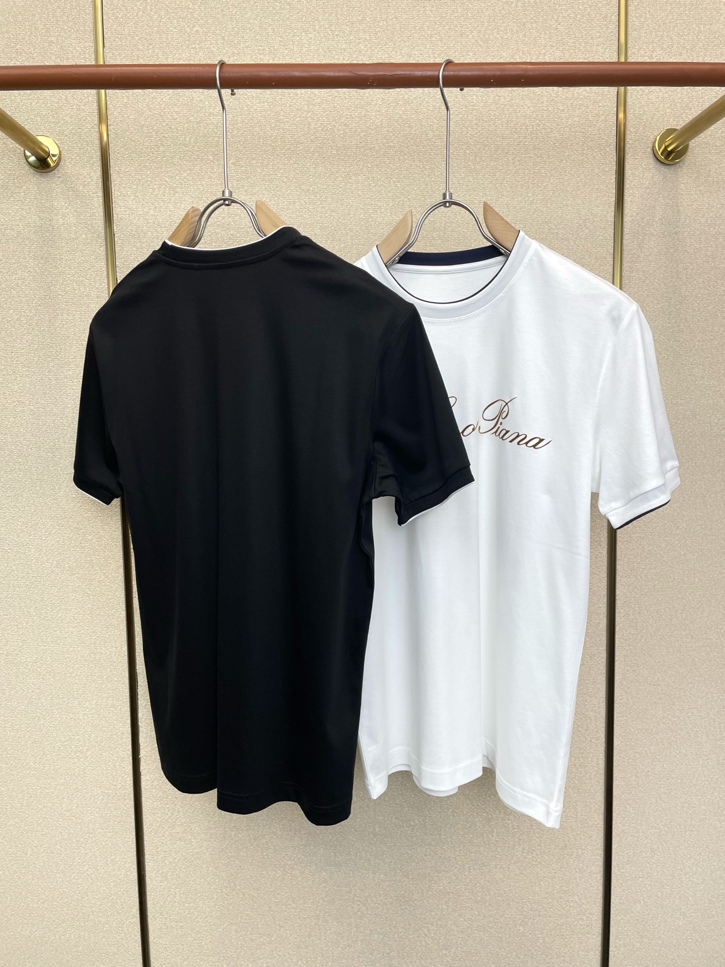 。Loro Piana-Loro Piana诺悠翩雅💥砸锅卖铁都要上的新款新款原单男士休闲短袖 高端定制
