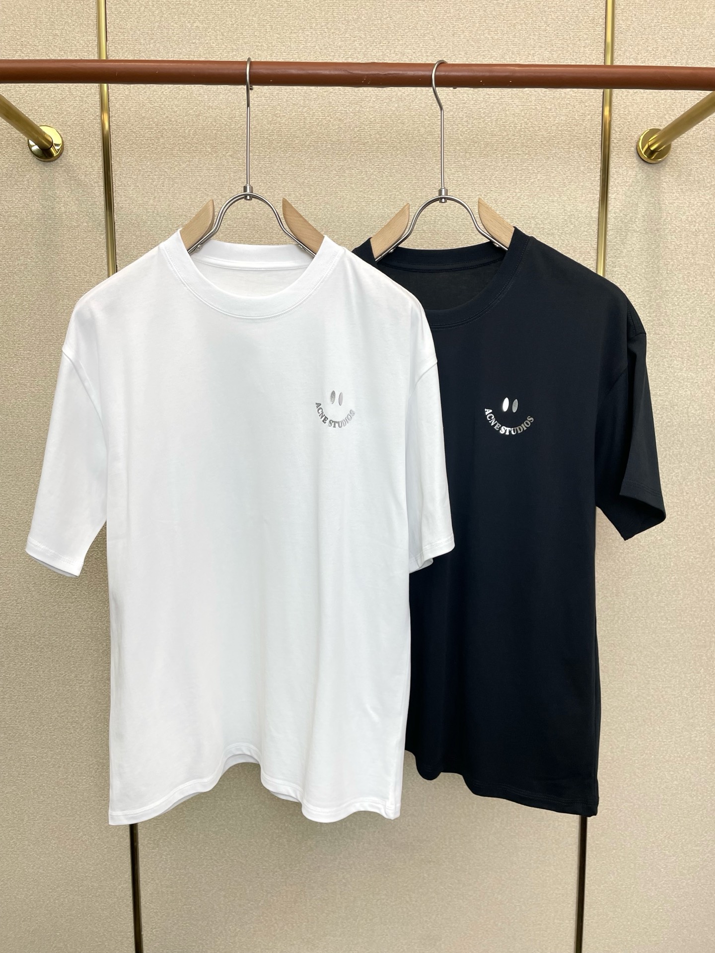 。Acne Studios💥砸锅卖铁都要上的新款新款原单男士休闲短袖 高端定制 高端版本 时尚百搭爆款⚠