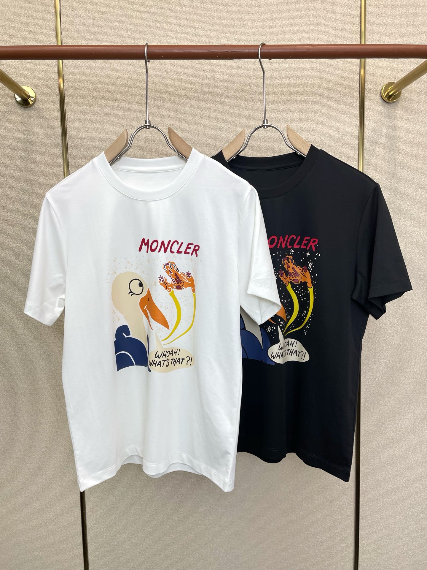 。Moncler蒙口💥砸锅卖铁都要上的新款新款原单男士休闲短袖 高端定制 高端版本 时尚百搭爆款⚠️⚠️