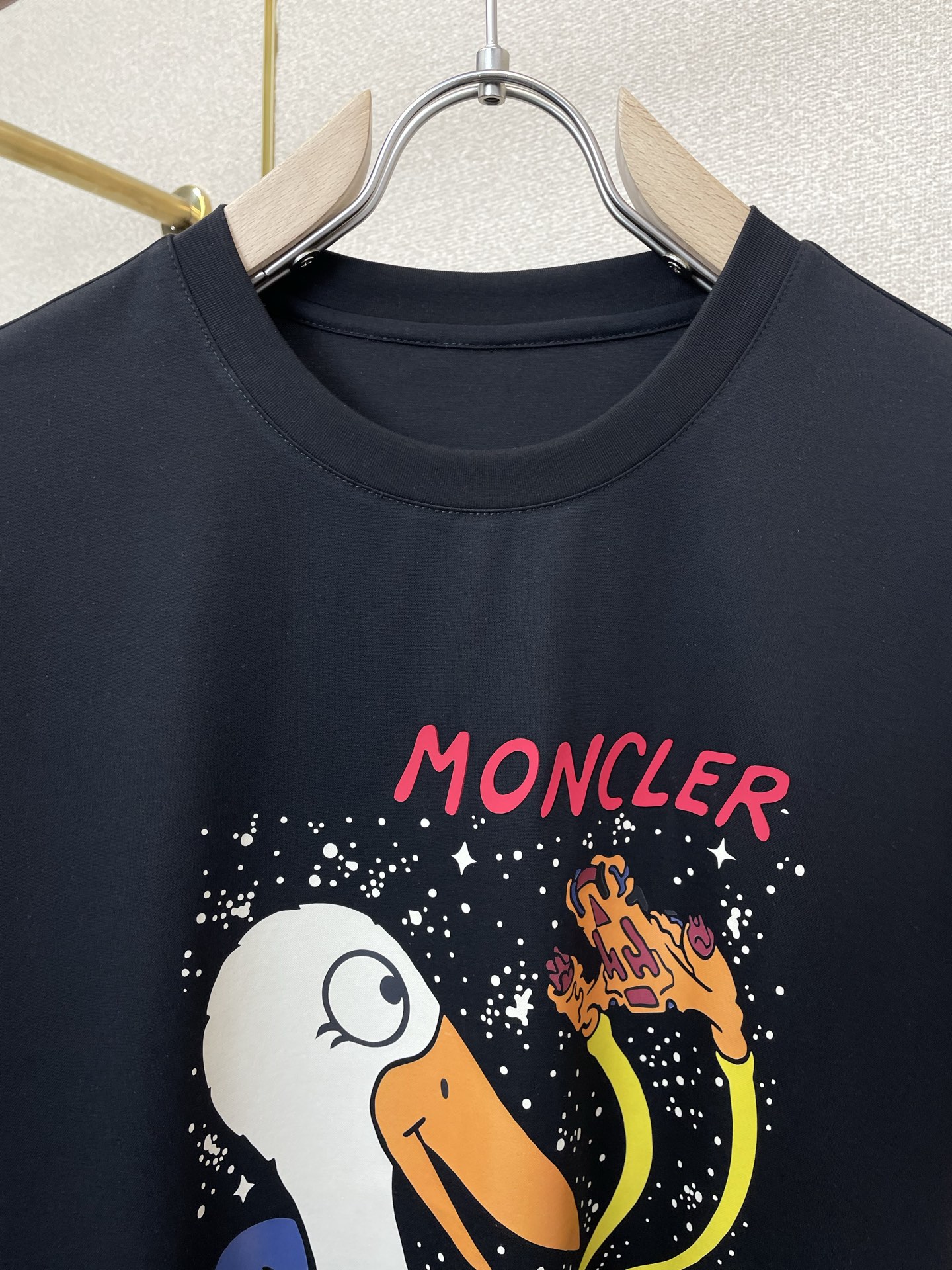 。Moncler蒙口💥砸锅卖铁都要上的新款新款原单男士休闲短袖 高端定制 高端版本 时尚百搭爆款⚠️⚠️