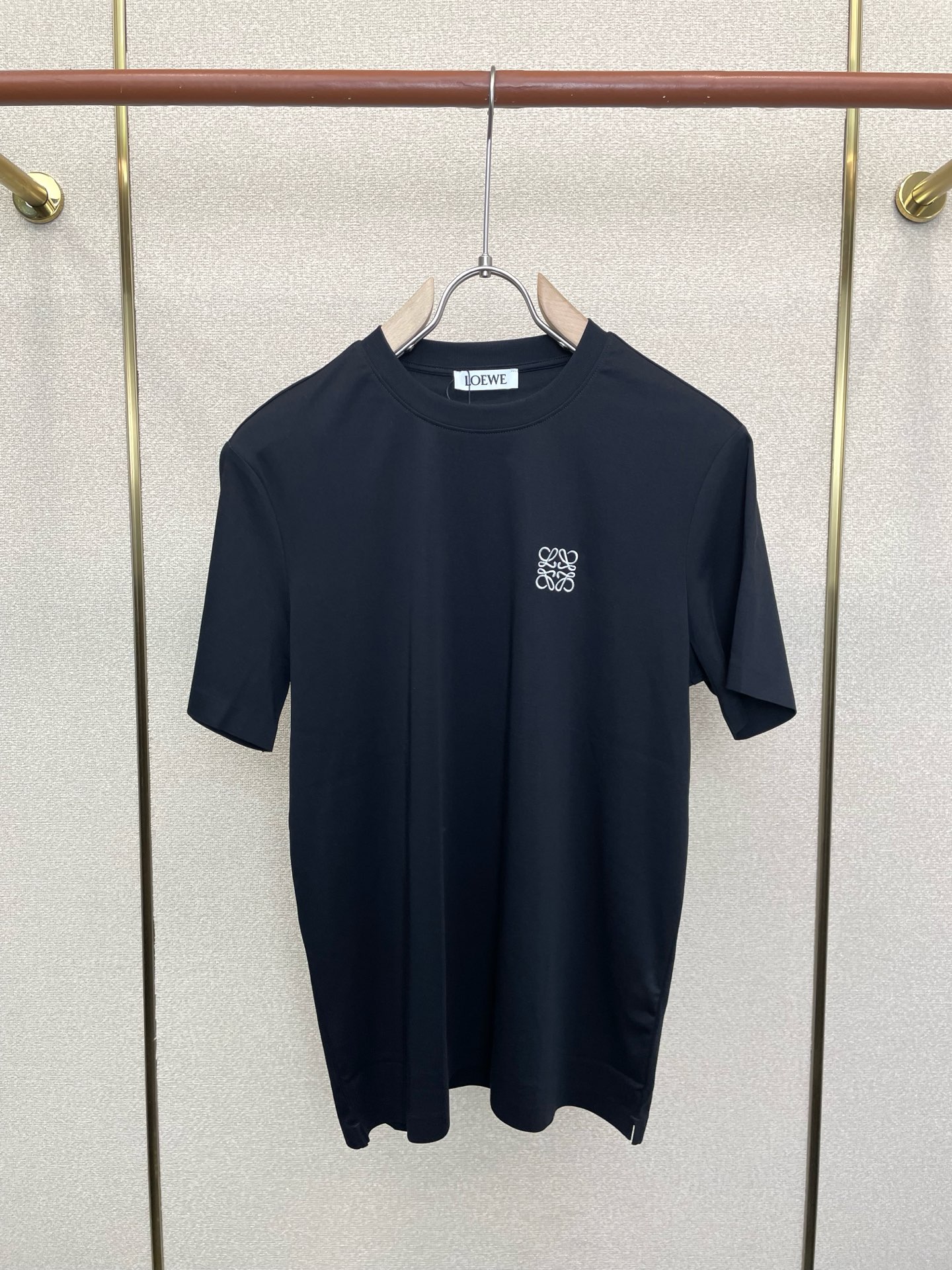 。LOEWE罗意威💥砸锅卖铁都要上的新款新款原单男士休闲短袖 高端定制 高端版本 时尚百搭爆款⚠️⚠️✨