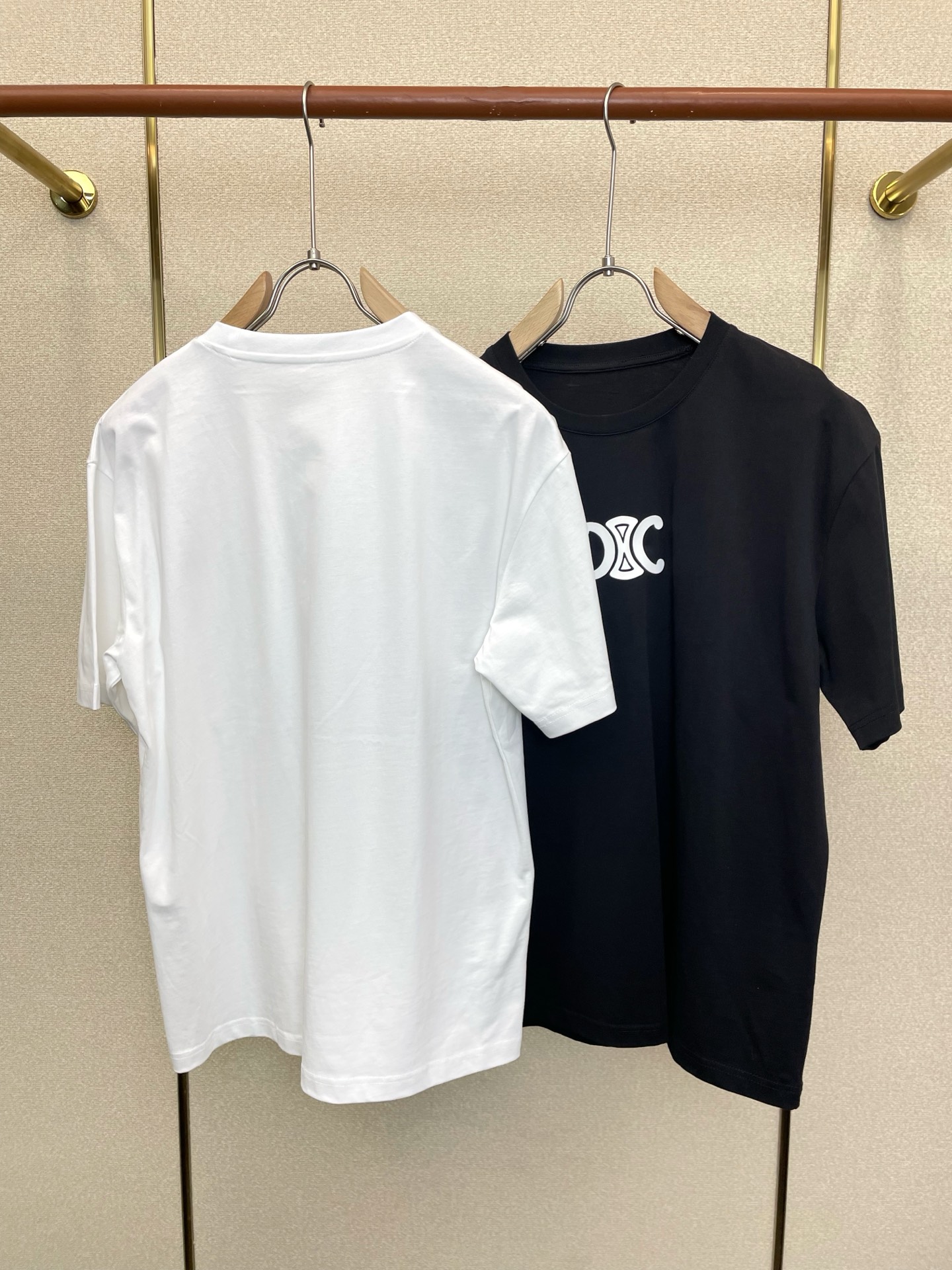 。CELINE赛琳💥独家专供新款原单男士休闲短袖 高端定制 高端版本 时尚百搭爆款⚠️⚠️✨✨进口面料 