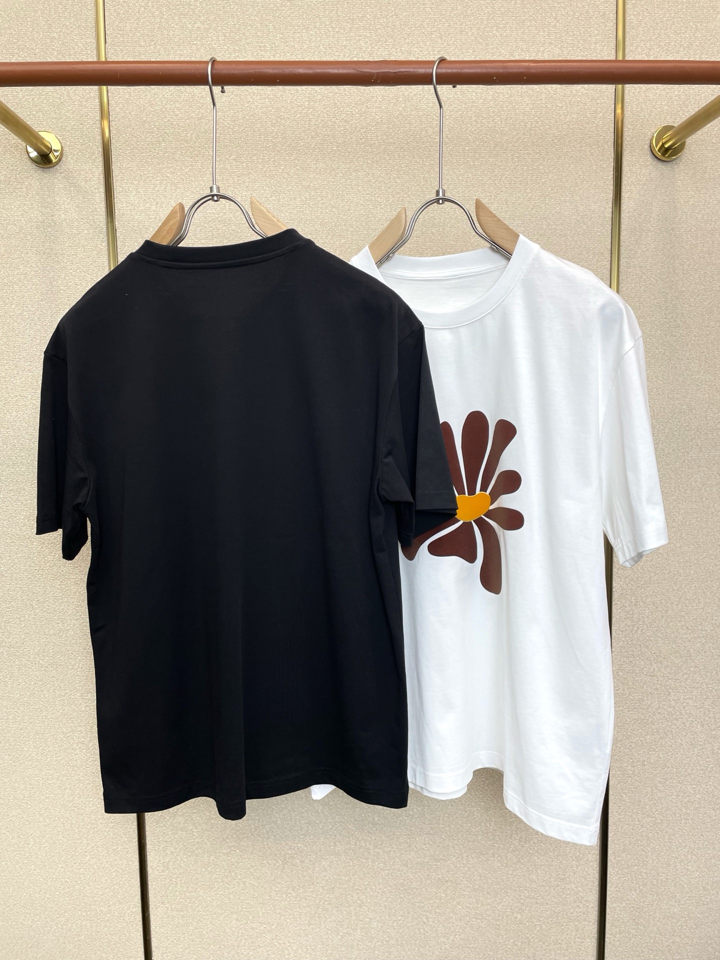 。Burberry巴宝莉💥独家专供新款原单男士休闲短袖 高端定制 高端版本 时尚百搭爆款⚠️⚠️✨✨进口