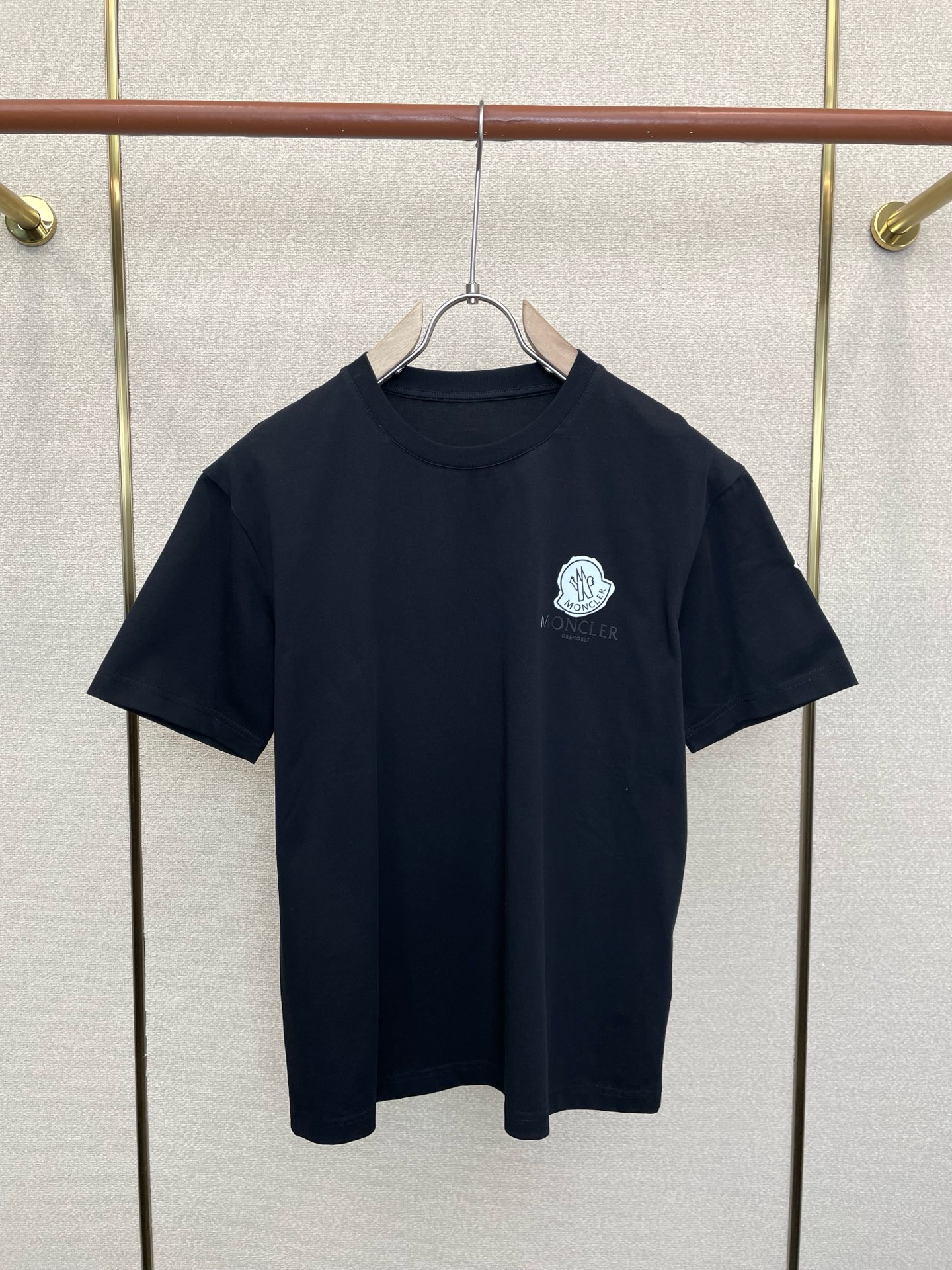。Moncler蒙口💥独家专供新款原单男士休闲短袖 高端定制 高端版本 时尚百搭爆款⚠️⚠️✨✨进口面料