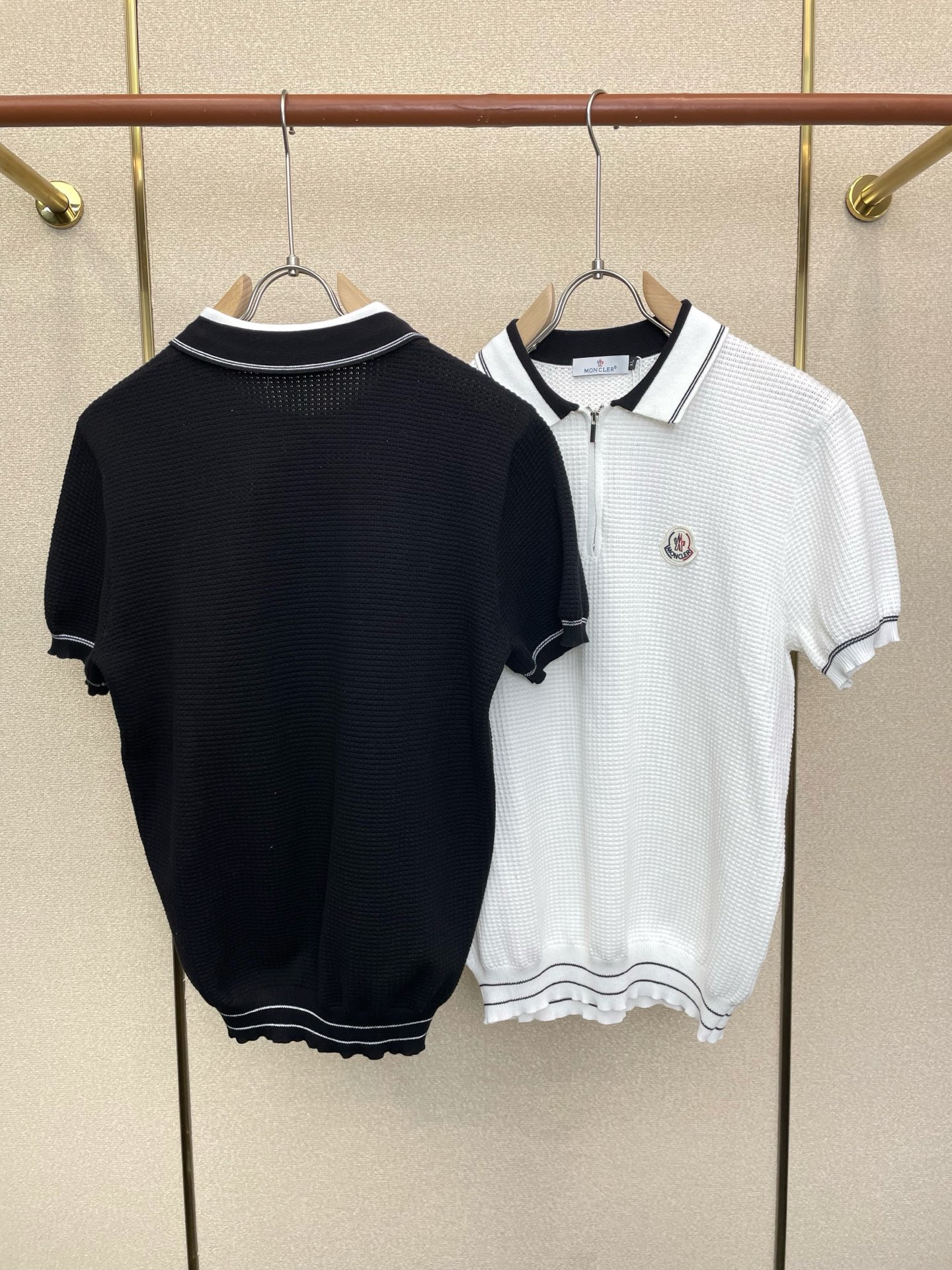 。Moncler蒙口💥砸锅卖铁都要上的新款新款原单男士休闲短袖 高端定制 高版本 时尚百搭爆款⚠️⚠️✨