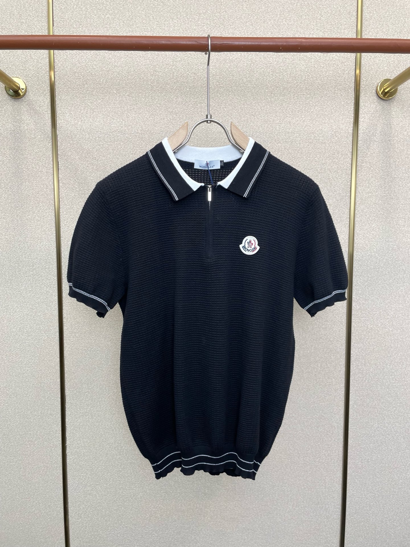 。Moncler蒙口💥砸锅卖铁都要上的新款新款原单男士休闲短袖 高端定制 高版本 时尚百搭爆款⚠️⚠️✨