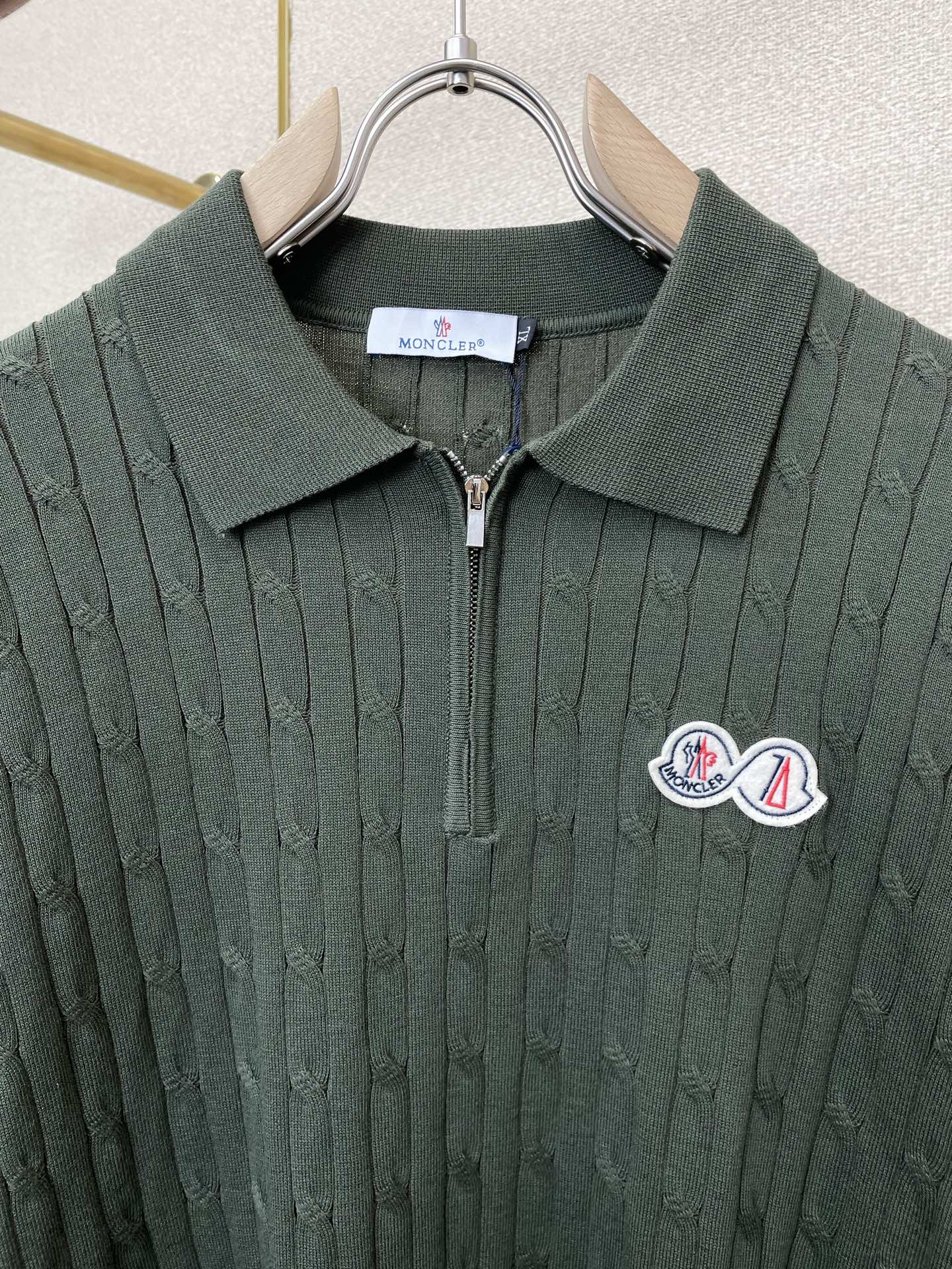 。Moncler蒙口💥砸锅卖铁都要上的新款新款原单男士休闲短袖 高端定制 高版本 时尚百搭爆款⚠️⚠️✨