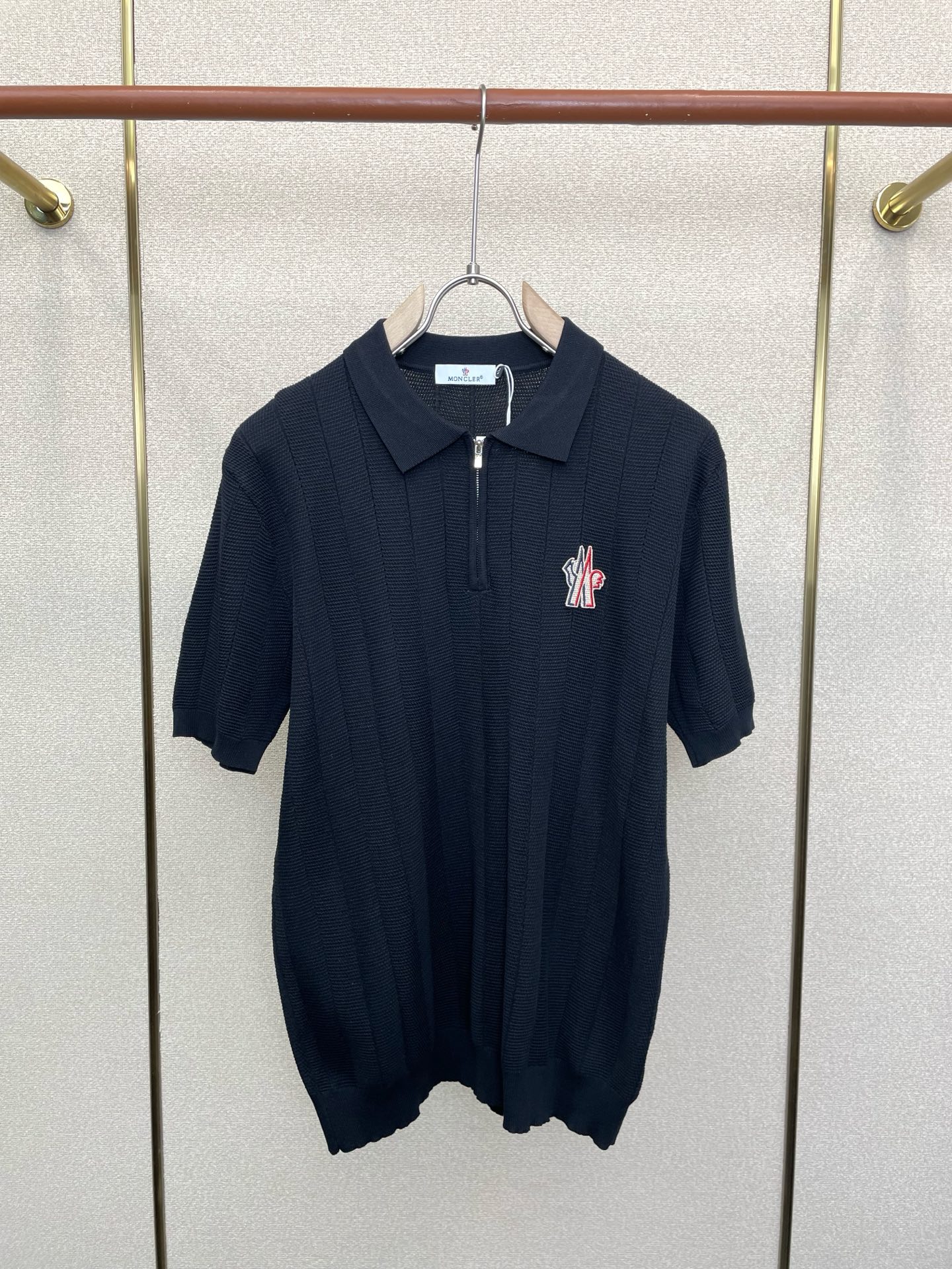 。Moncler蒙口💥砸锅卖铁都要上的新款新款原单男士休闲短袖 高端定制 高版本 时尚百搭爆款⚠️⚠️✨