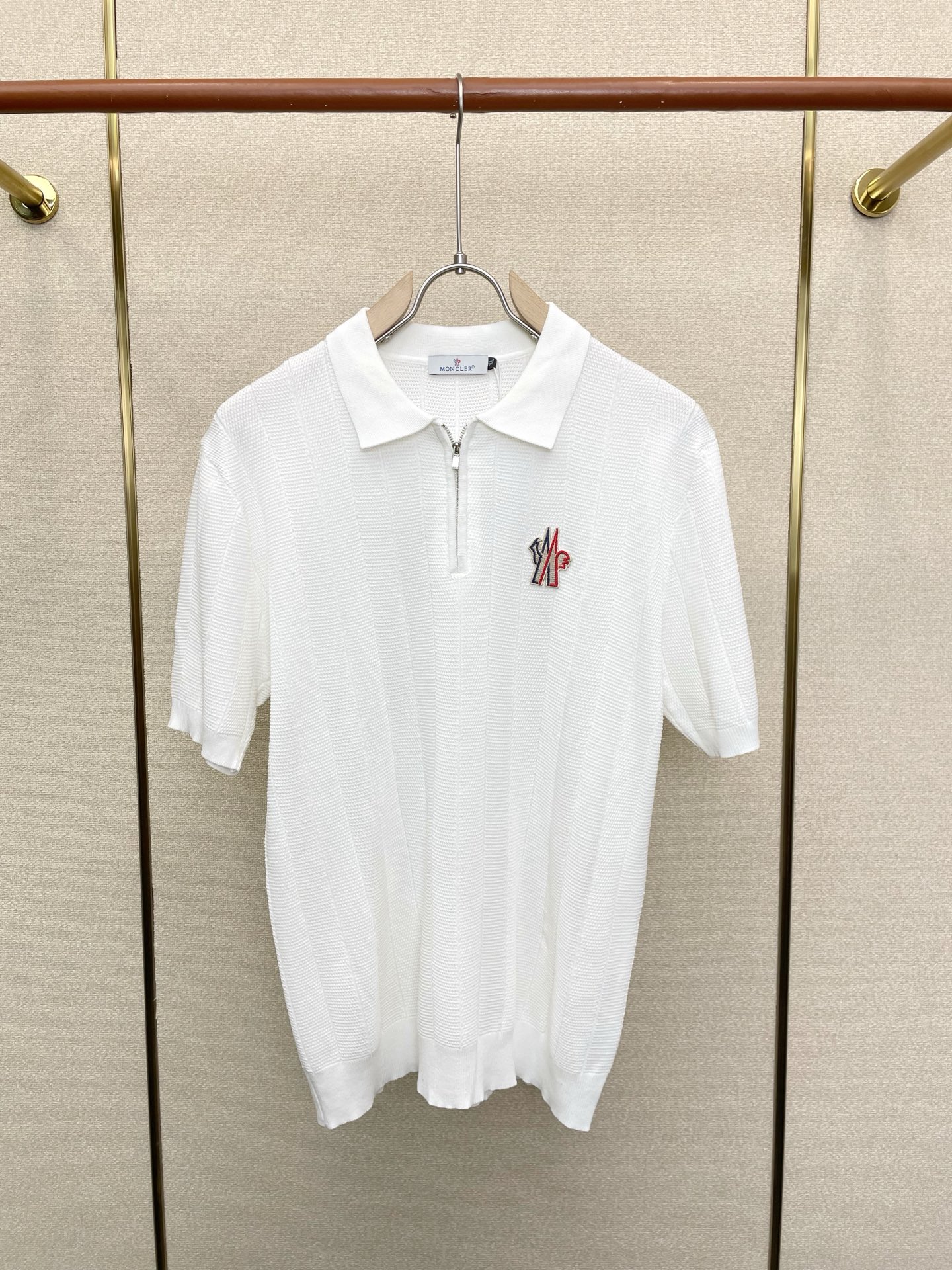 。Moncler蒙口💥砸锅卖铁都要上的新款新款原单男士休闲短袖 高端定制 高版本 时尚百搭爆款⚠️⚠️✨
