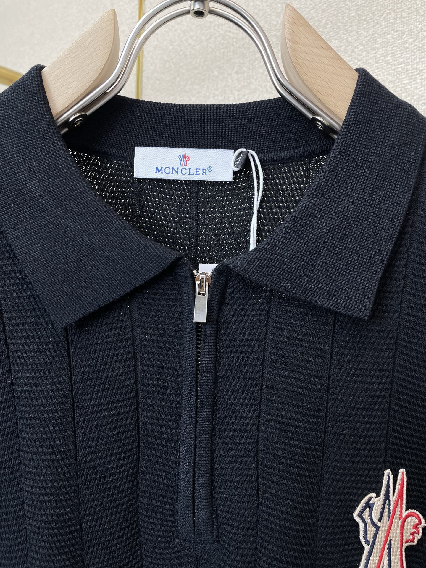 。Moncler蒙口💥砸锅卖铁都要上的新款新款原单男士休闲短袖 高端定制 高版本 时尚百搭爆款⚠️⚠️✨