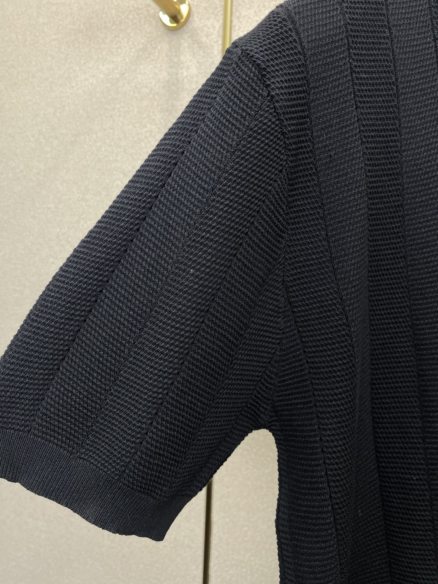 。Moncler蒙口💥砸锅卖铁都要上的新款新款原单男士休闲短袖 高端定制 高版本 时尚百搭爆款⚠️⚠️✨