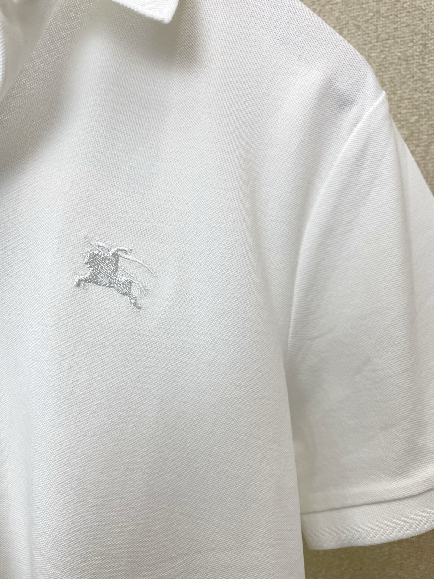。Burberry巴宝莉💥砸锅卖铁都要上的新款新款原单男士休闲短袖 高端定制 高版本 时尚百搭爆款⚠️⚠
