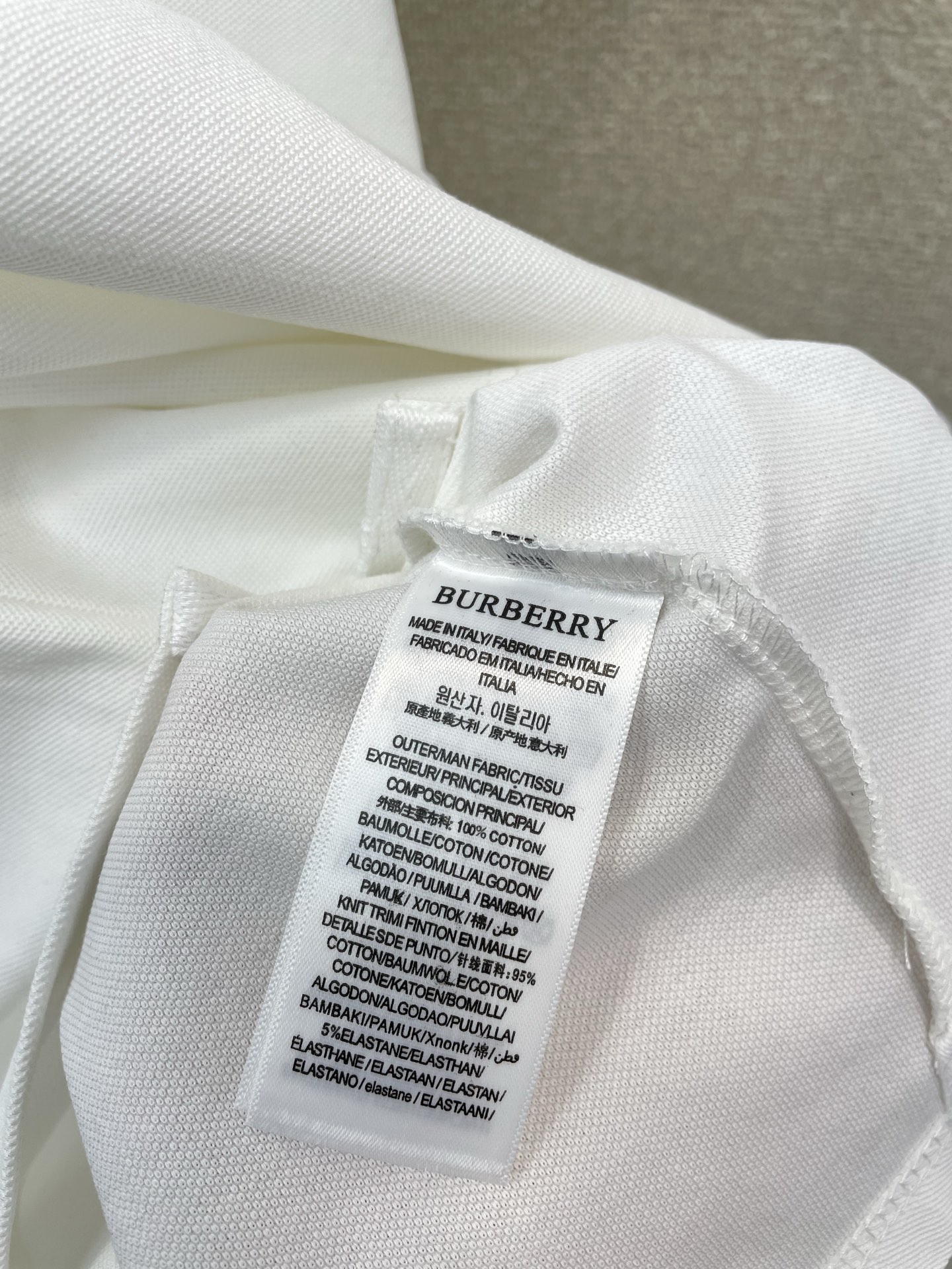 。Burberry巴宝莉💥砸锅卖铁都要上的新款新款原单男士休闲短袖 高端定制 高版本 时尚百搭爆款⚠️⚠