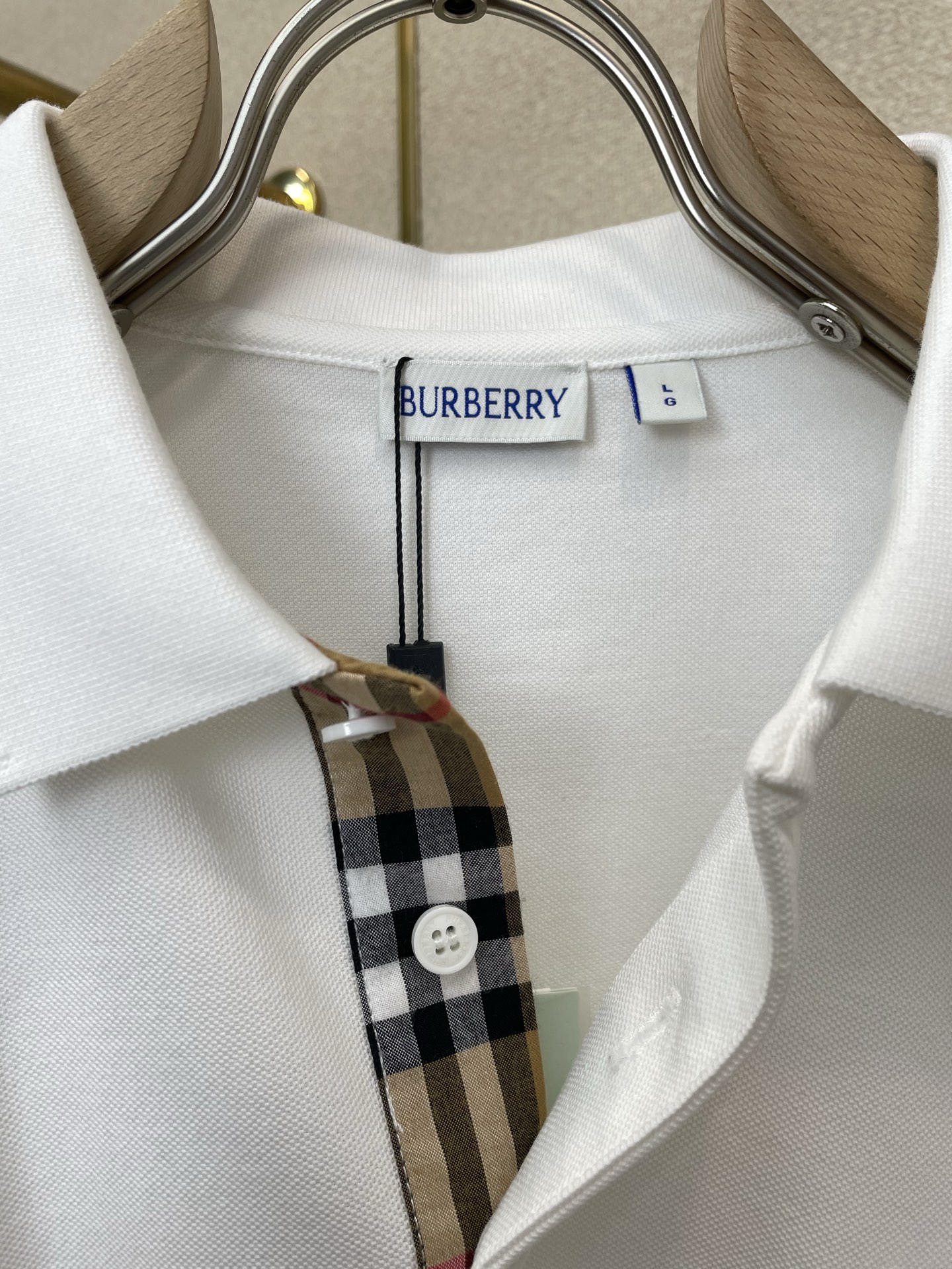 。Burberry巴宝莉💥砸锅卖铁都要上的新款新款原单男士休闲短袖 高端定制 高版本 时尚百搭爆款⚠️⚠