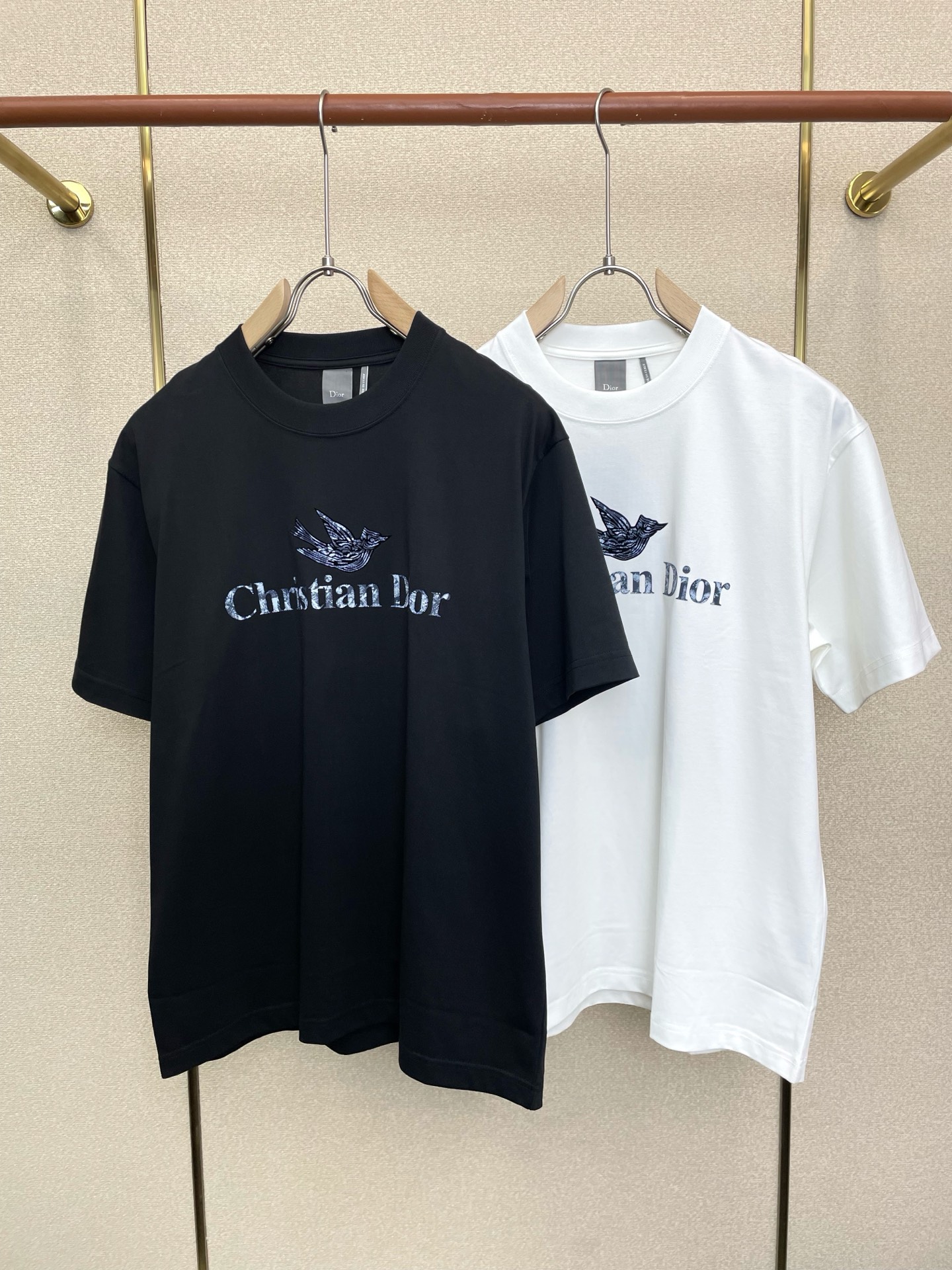 。Dior迪奥💥砸锅卖铁都要上的新款新款原单男士休闲短袖 高端定制 高端版本 时尚百搭爆款⚠️⚠️✨✨进
