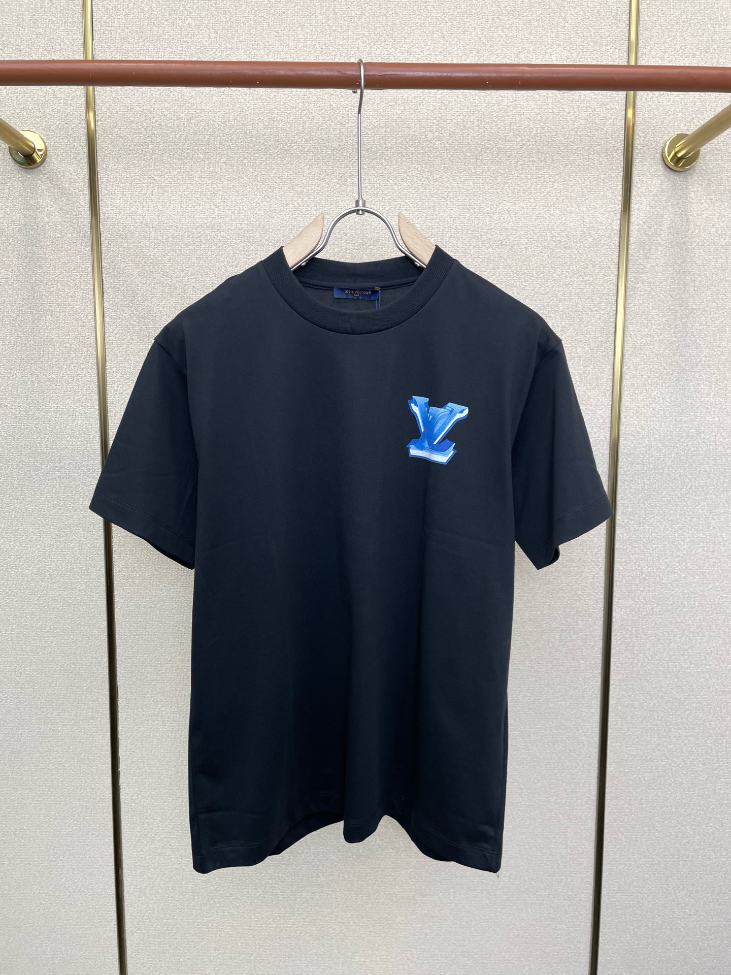 Louis Vuitton路易威登💥砸锅卖铁都要上的新款新款原单男士休闲短袖 高端定制 高端版本 时尚百