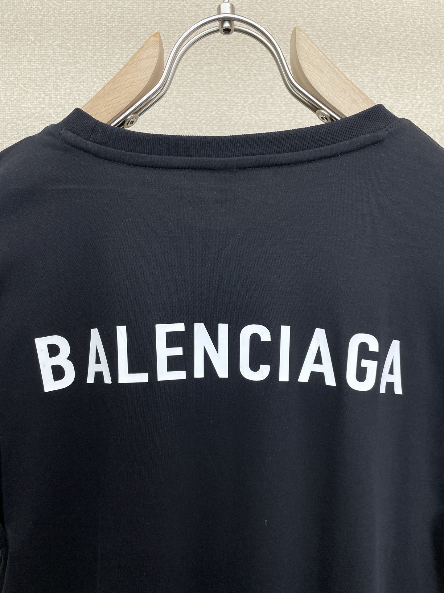 。Balenciaga巴黎世家💥砸锅卖铁都要上的新款新款原单男士休闲短袖 高端定制 高端版本 时尚百搭爆
