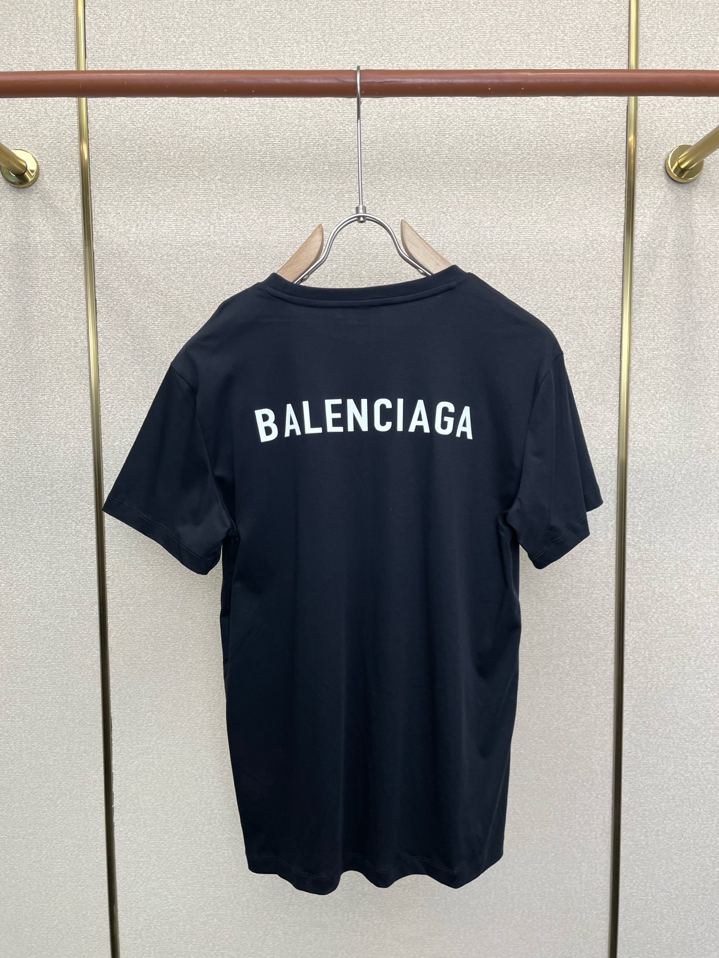 。Balenciaga巴黎世家💥砸锅卖铁都要上的新款新款原单男士休闲短袖 高端定制 高端版本 时尚百搭爆