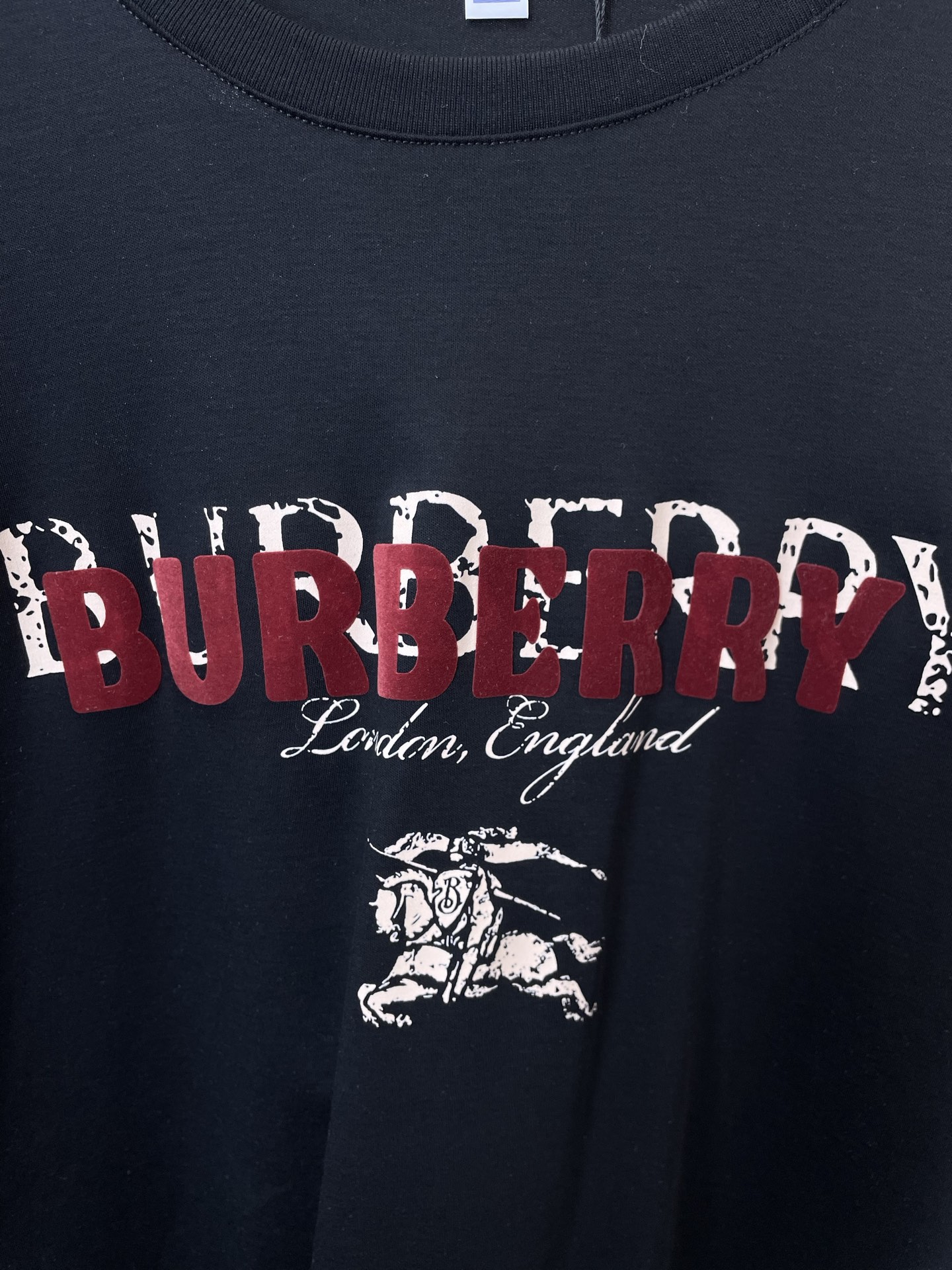 。Burberry巴宝莉💥砸锅卖铁都要上的新款新款原单男士休闲短袖 高端定制 高端版本 时尚百搭爆款⚠️