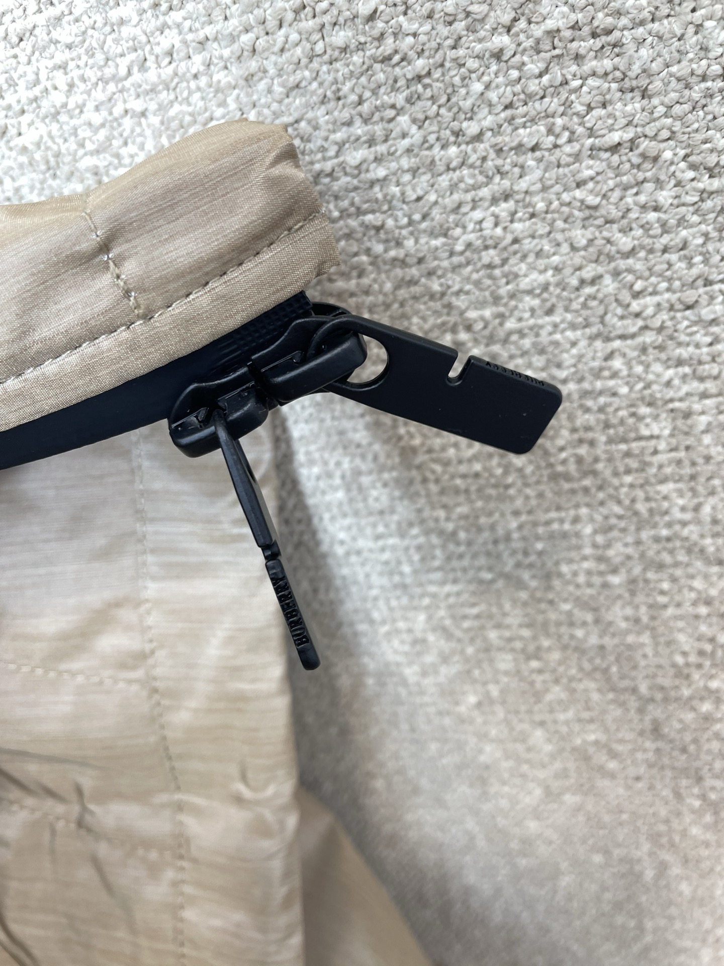 Burberry巴宝莉💥砸锅卖铁都要上的新款新款休闲连帽夹克 经典格子夹克 高端版本！专柜定制面料 透气