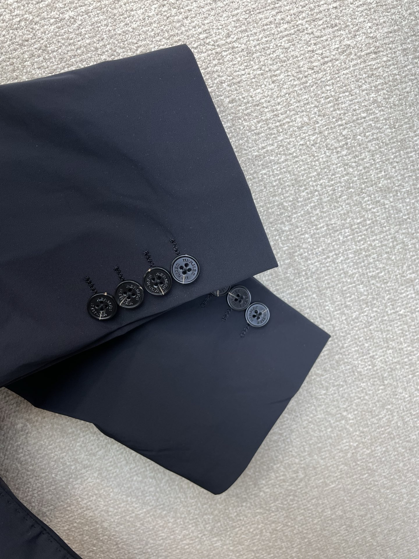 Hermès爱马仕💥新款西服套装。外贸公司订单 简约休闲西服套装。砸锅卖铁都要上的新款进口原版聚酯纤维面