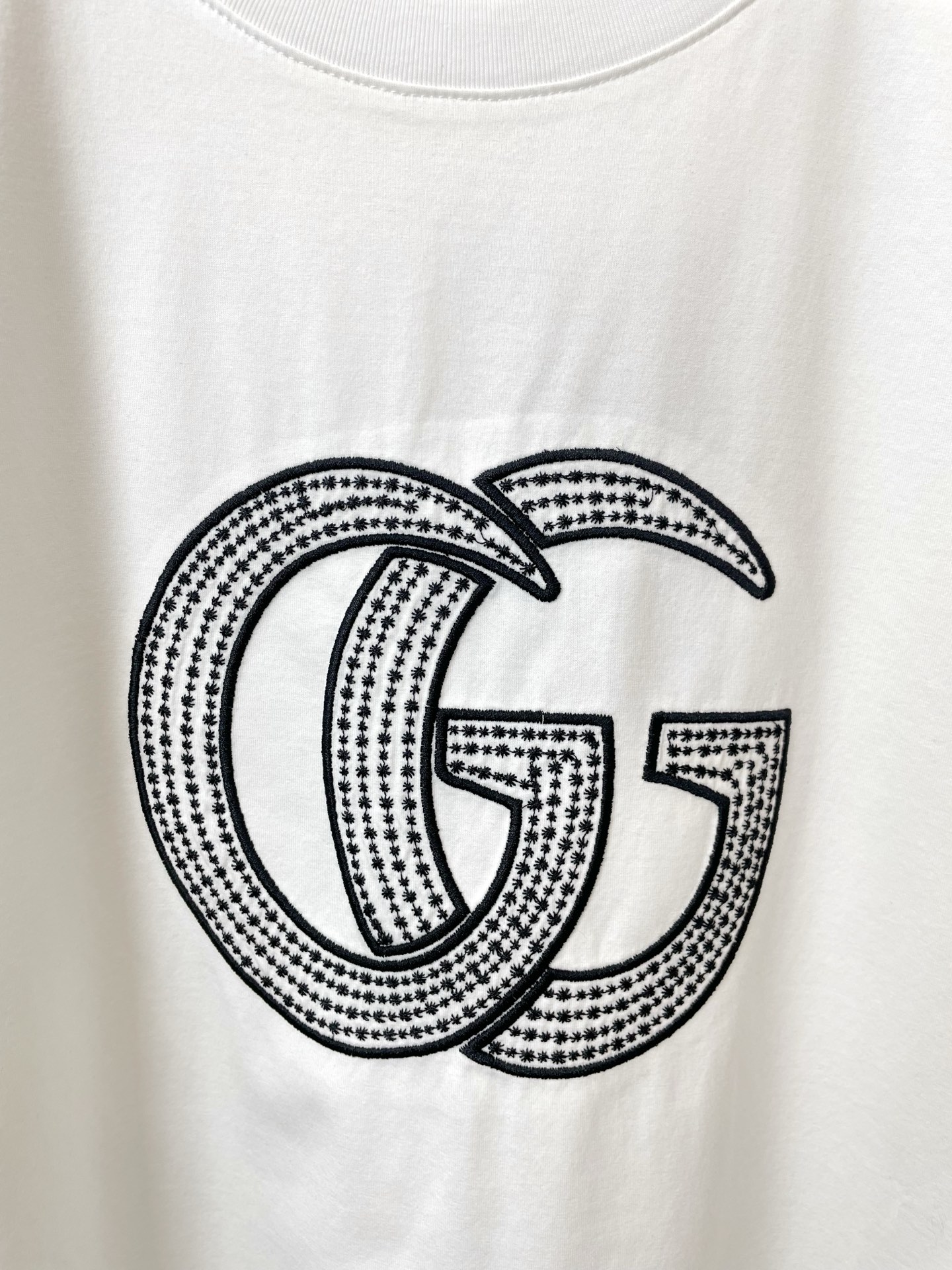 。Gucci古驰💥砸锅卖铁都要上的新款新款原单男士休闲短袖 高端定制 高端版本 时尚百搭爆款⚠️⚠️✨✨