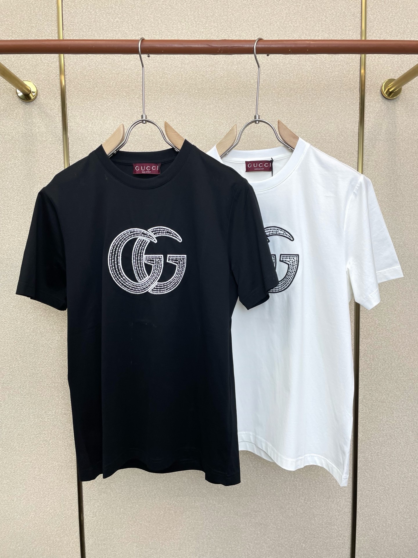 。Gucci古驰💥砸锅卖铁都要上的新款新款原单男士休闲短袖 高端定制 高端版本 时尚百搭爆款⚠️⚠️✨✨
