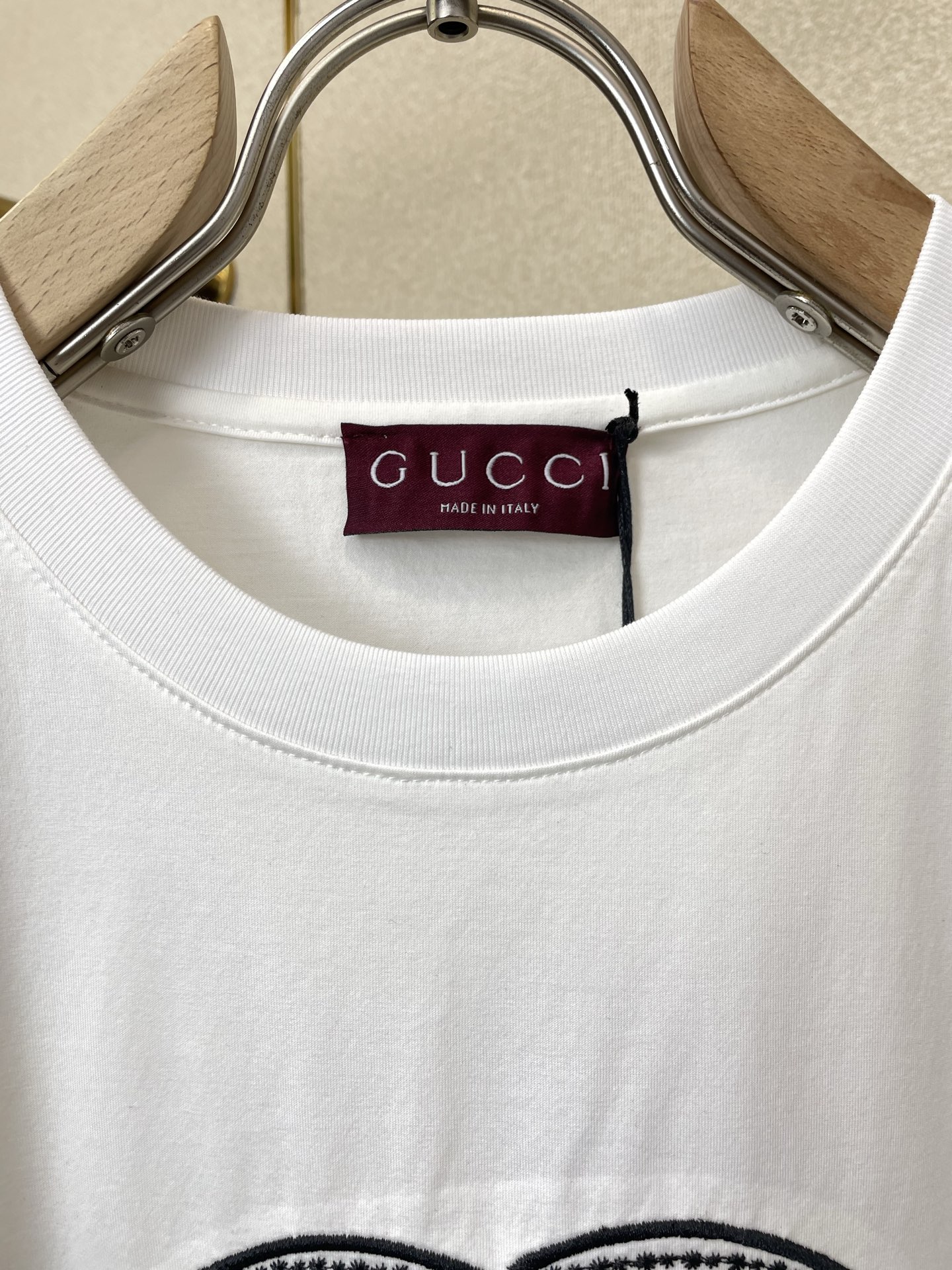 。Gucci古驰💥砸锅卖铁都要上的新款新款原单男士休闲短袖 高端定制 高端版本 时尚百搭爆款⚠️⚠️✨✨