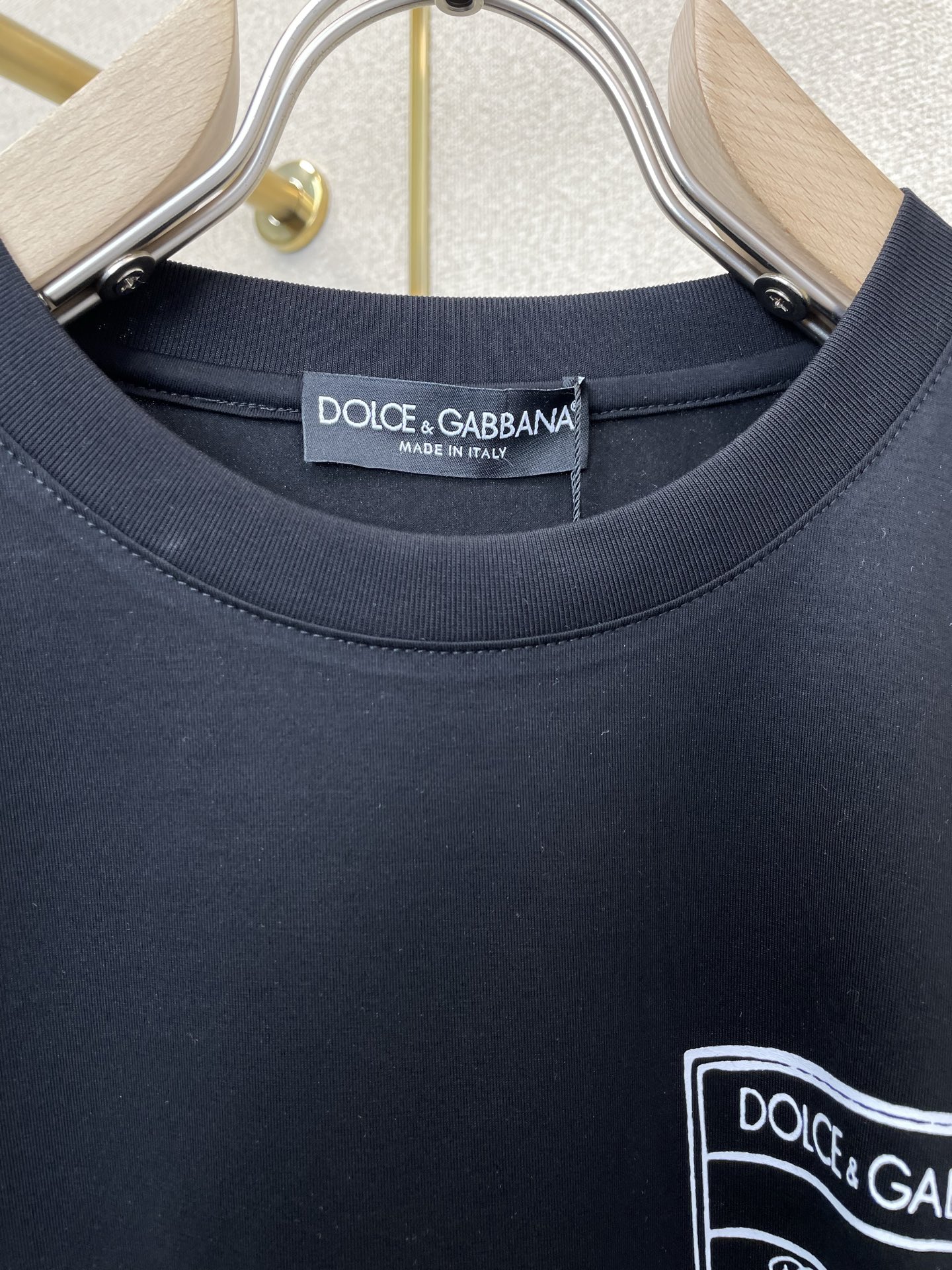 。Dolce&Gabbana杜嘉班纳💥砸锅卖铁都要上的新款新款原单男士休闲短袖 高端定制 高端版本 时尚