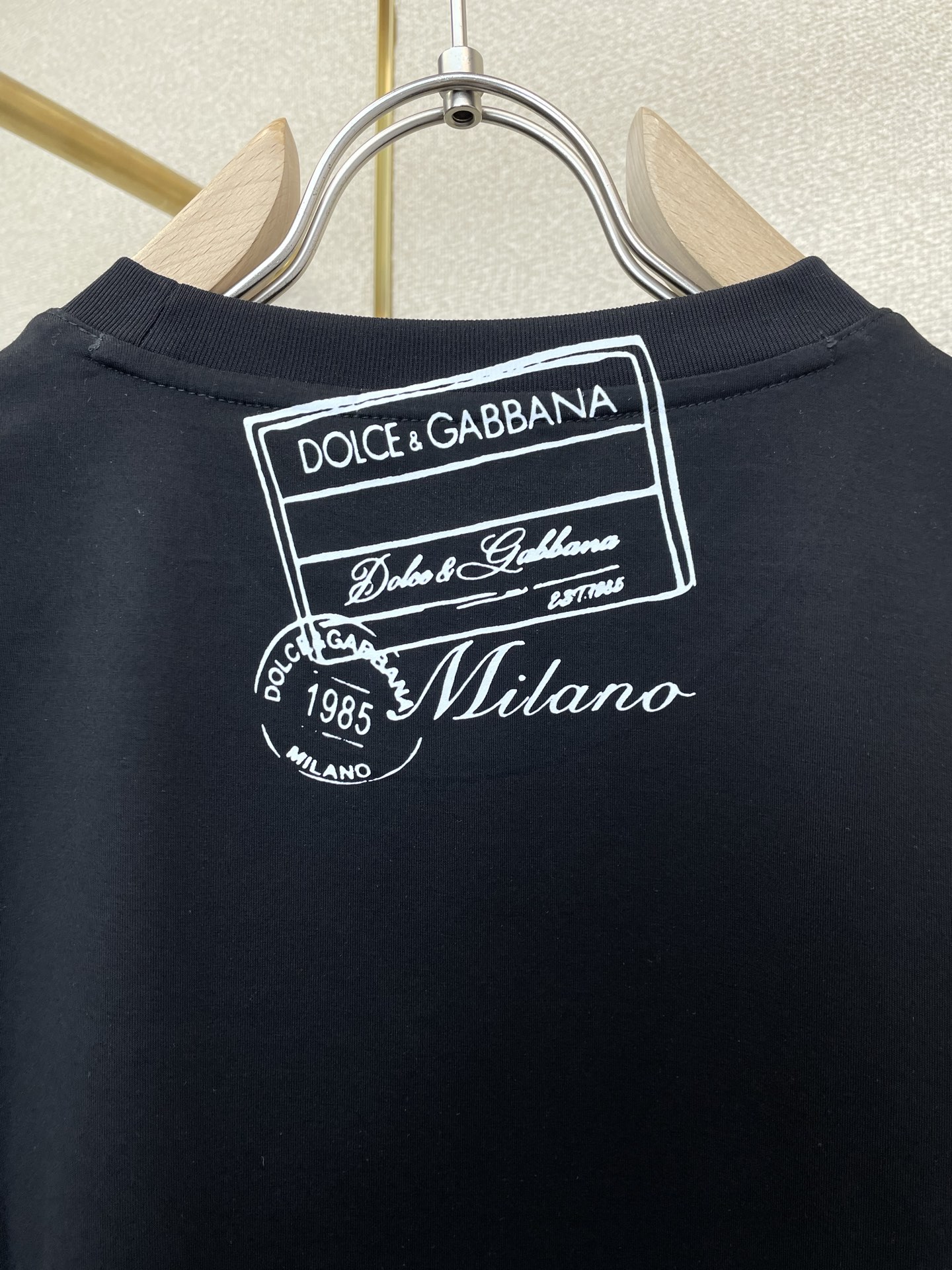 。Dolce&Gabbana杜嘉班纳💥砸锅卖铁都要上的新款新款原单男士休闲短袖 高端定制 高端版本 时尚