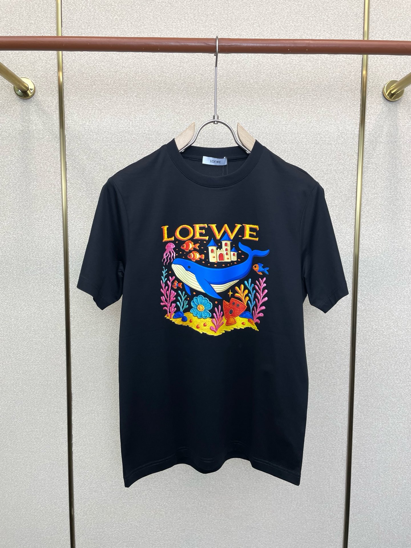 。LOEWE罗意威💥砸锅卖铁都要上的新款新款原单男士休闲短袖 高端定制 高端版本 时尚百搭爆款⚠️⚠️✨