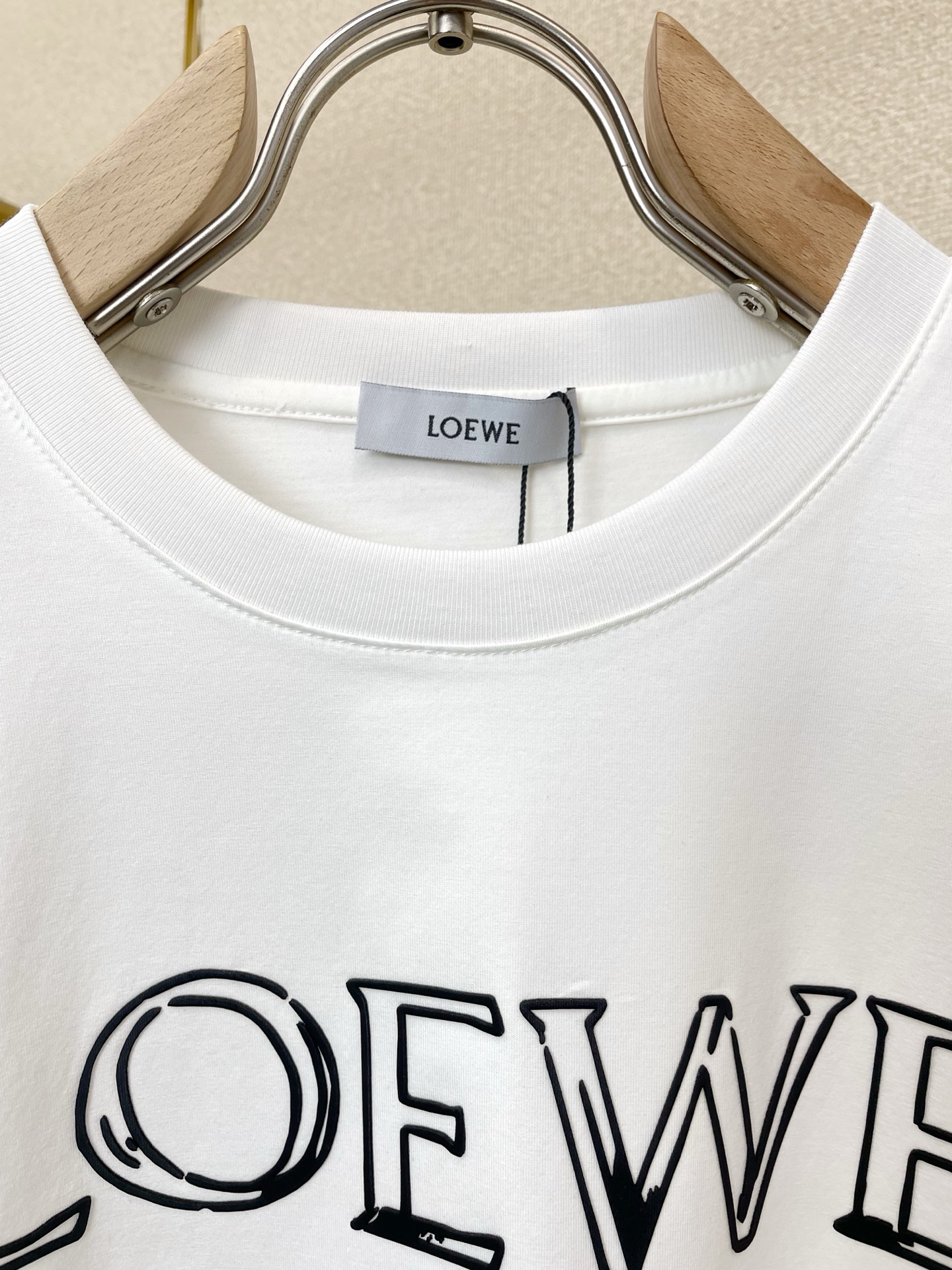 LOEWE罗意威💥砸锅卖铁都要上的新款新款原单男士休闲短袖 高端定制 高端版本 时尚百搭爆款⚠️⚠️✨✨