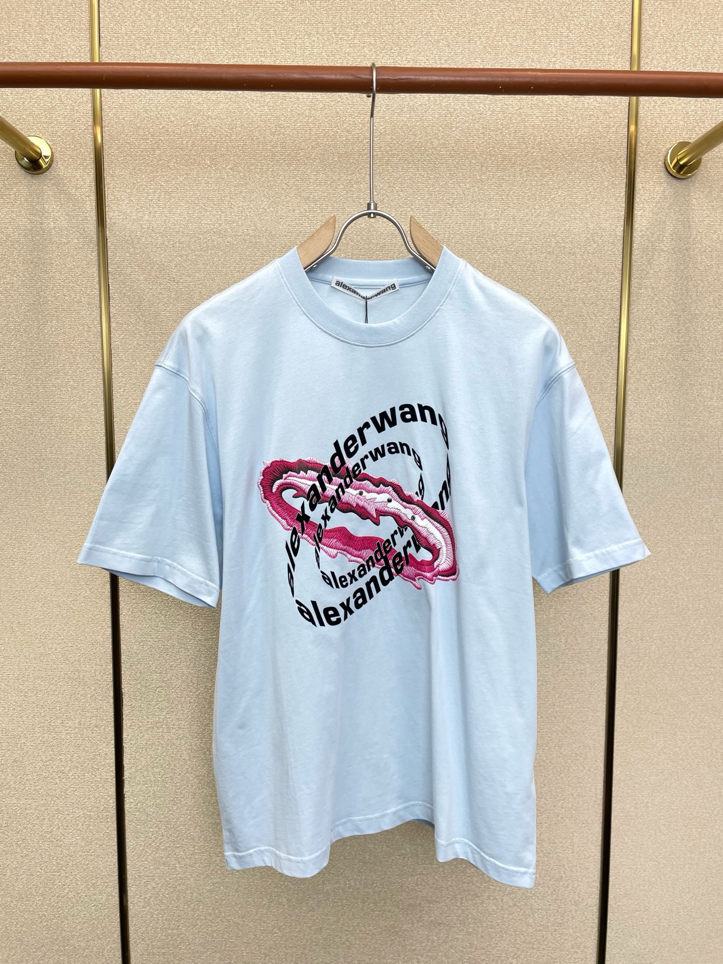 Alexanderwang亚历山大王💥砸锅卖铁都要上的新款新款原单男士休闲短袖 高端定制 高端版本 时尚