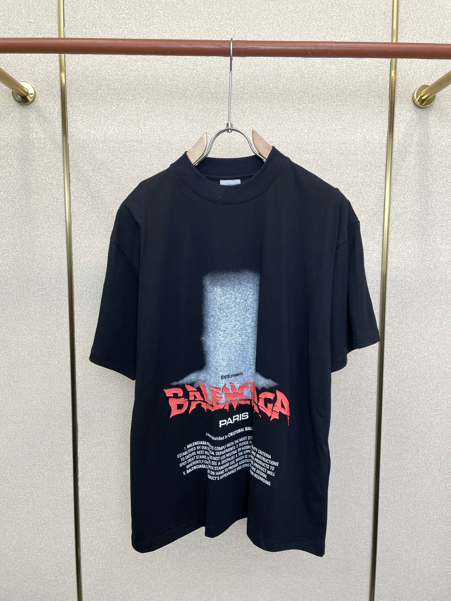 。Balenciaga巴黎世家💥砸锅卖铁都要上的新款新款原单男士休闲短袖 高端定制 高端版本 时尚百搭爆