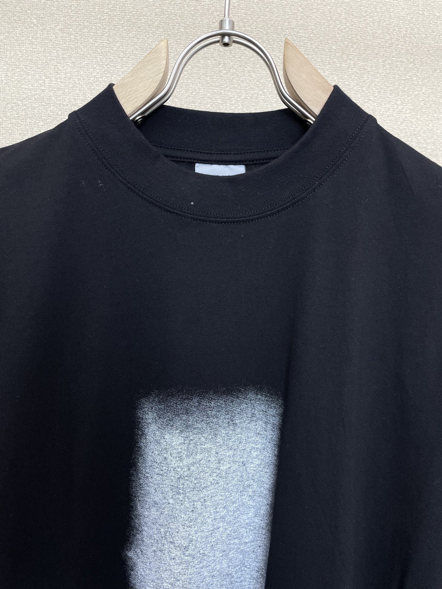 。Balenciaga巴黎世家💥砸锅卖铁都要上的新款新款原单男士休闲短袖 高端定制 高端版本 时尚百搭爆
