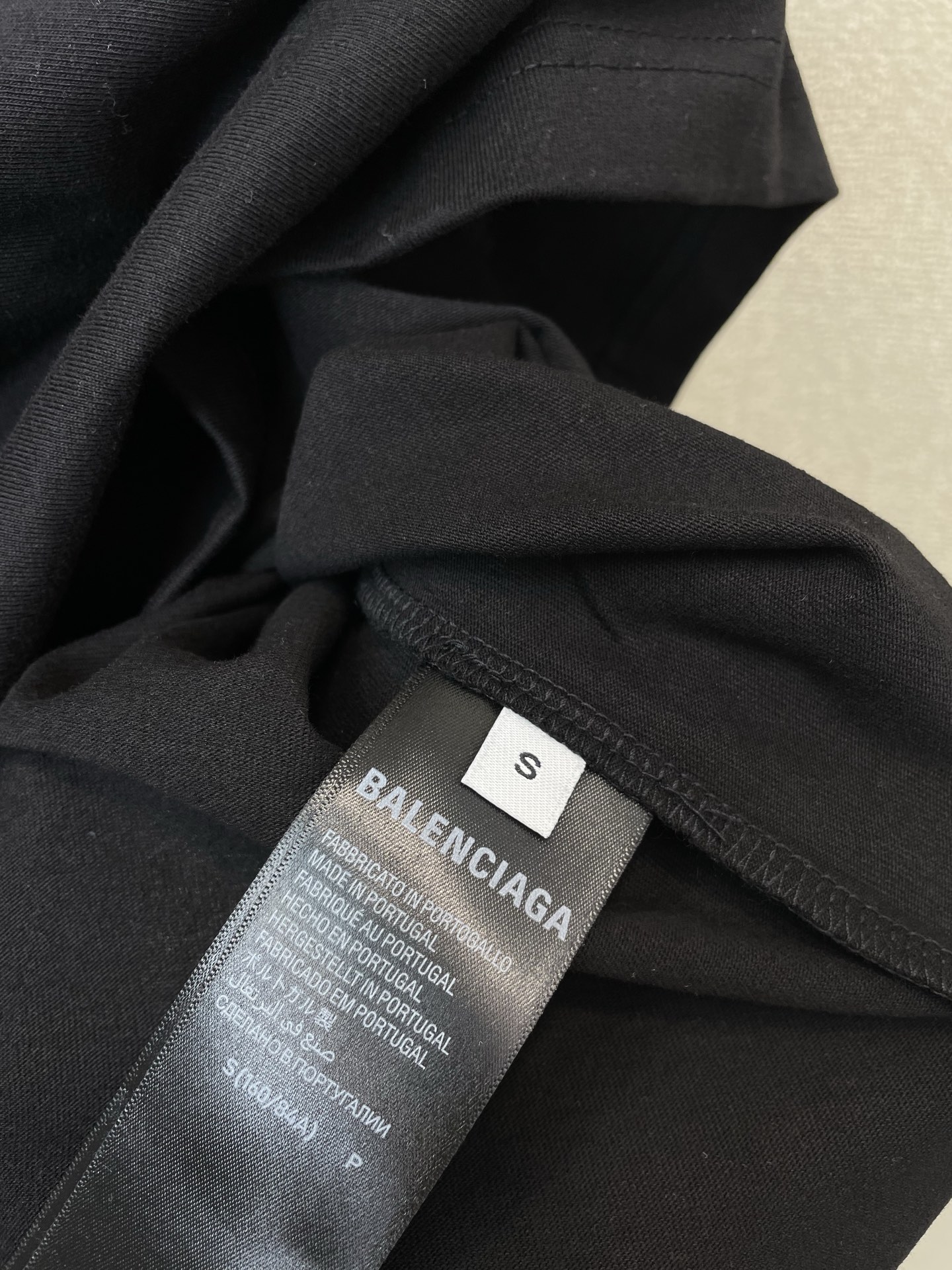 。Balenciaga巴黎世家💥砸锅卖铁都要上的新款新款原单男士休闲短袖 高端定制 高端版本 时尚百搭爆