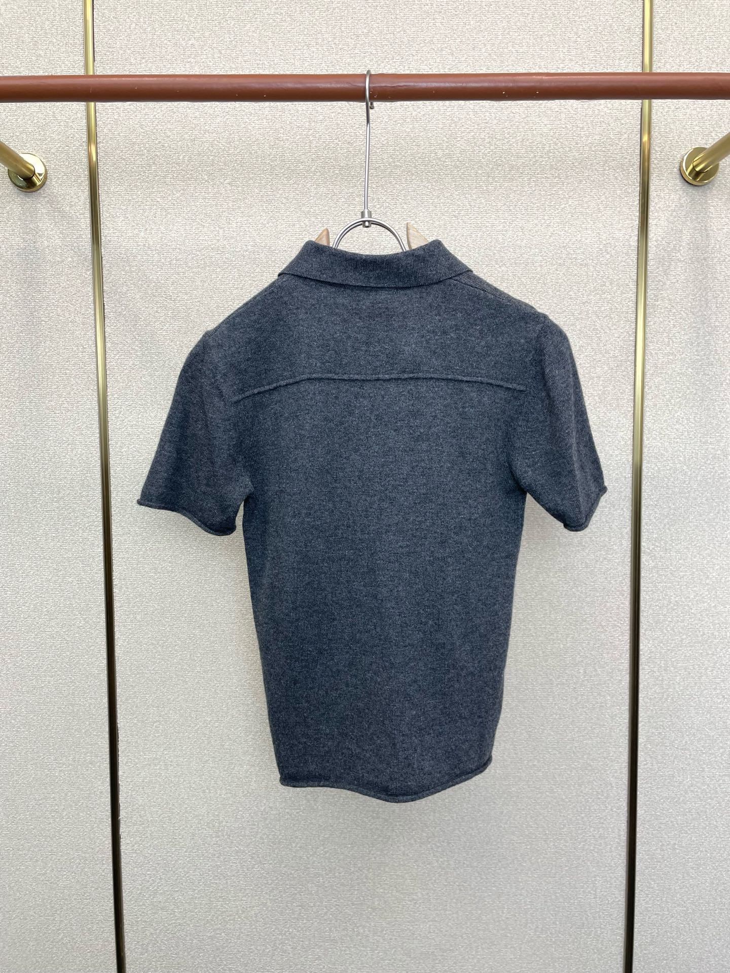 Miumiu谬谬👚女款圆领短袖👚砸锅卖铁都要上的新款新款原单女士休闲针织短袖 高端定制 高端版本 时尚百