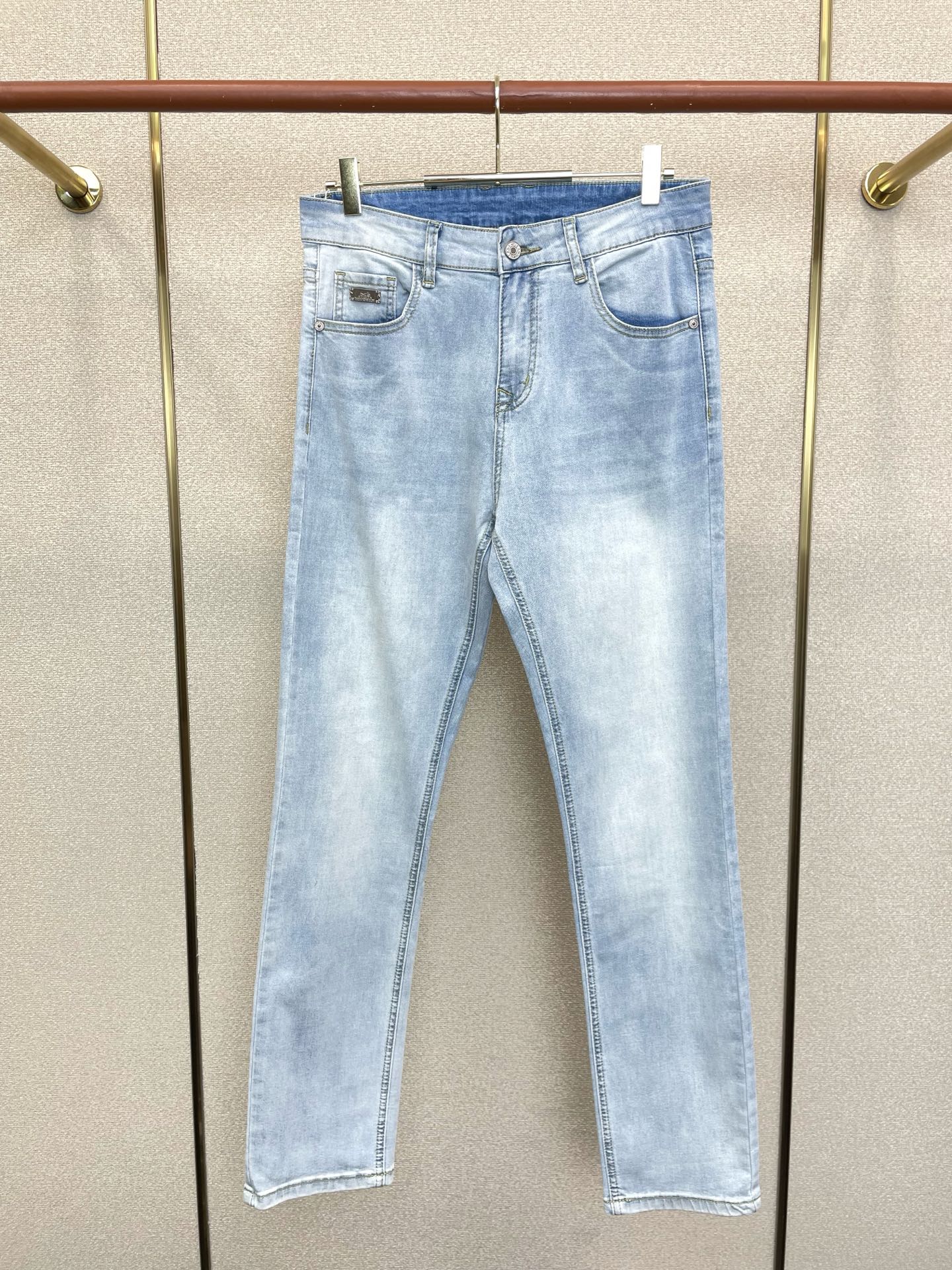 。Hermès爱马仕💥砸锅卖铁都要上的新款新款休闲牛仔裤👖高端版本 专柜定制面料 透气舒适度高，细节无可